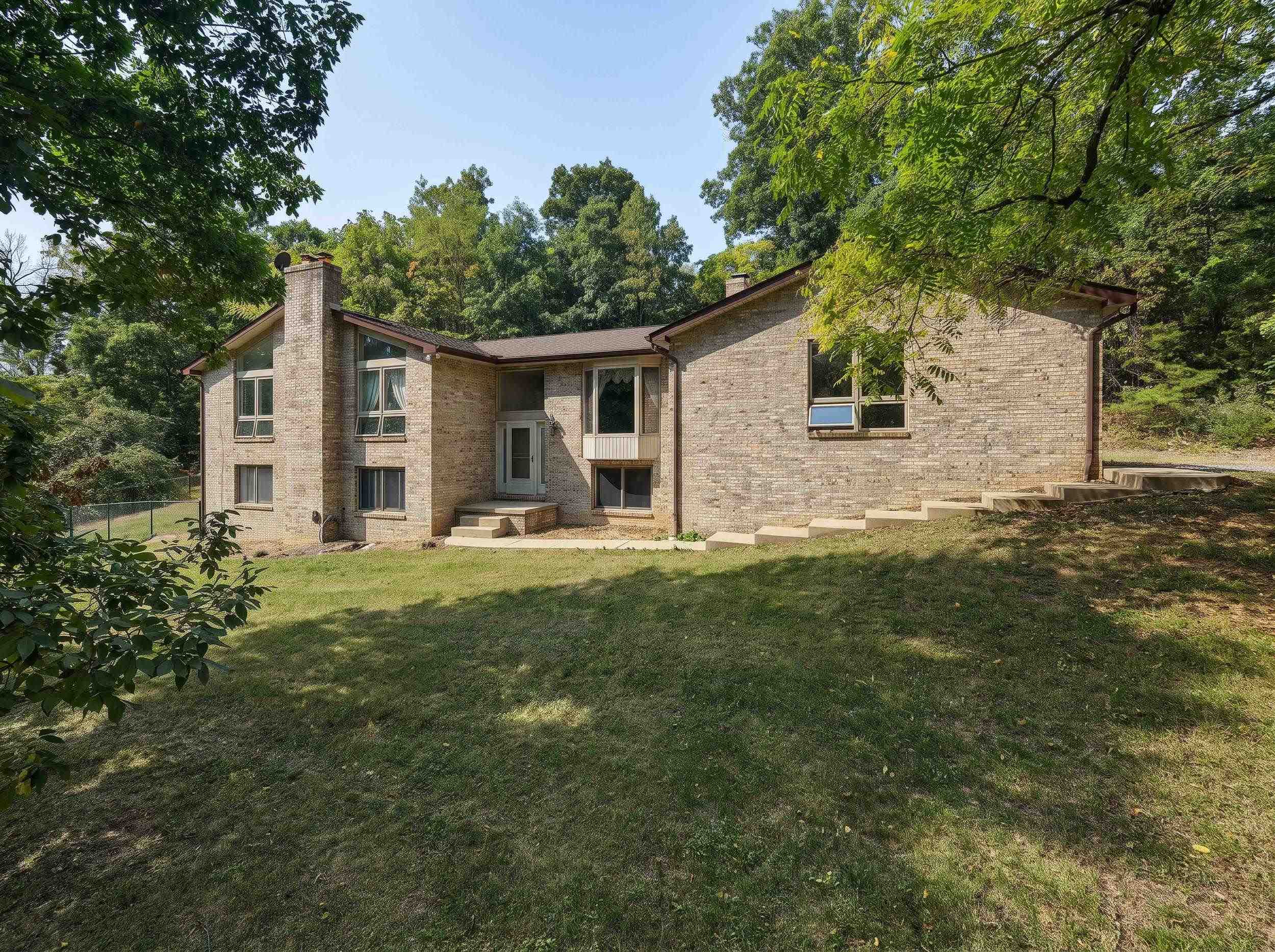 107 FAIRVIEW CIR, WOODSTOCK, Virginia 22664, 3 Bedrooms Bedrooms, ,3 BathroomsBathrooms,Residential,107 FAIRVIEW CIR,682735 MLS # 682735 107 FAIRVIEW CIR, WOODSTOCK, Virginia 22664, 3 Bedrooms Bedrooms, ,3 BathroomsBathrooms,Residential,107 FAIRVIEW CIR,682735 MLS # 682735