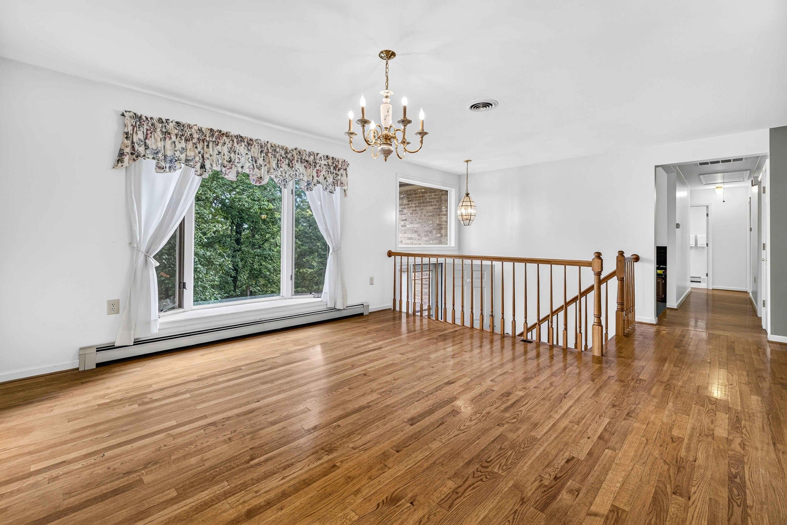 107 FAIRVIEW CIR, WOODSTOCK, Virginia 22664, 3 Bedrooms Bedrooms, ,3 BathroomsBathrooms,Residential,107 FAIRVIEW CIR,682735 MLS # 682735 107 FAIRVIEW CIR, WOODSTOCK, Virginia 22664, 3 Bedrooms Bedrooms, ,3 BathroomsBathrooms,Residential,107 FAIRVIEW CIR,682735 MLS # 682735