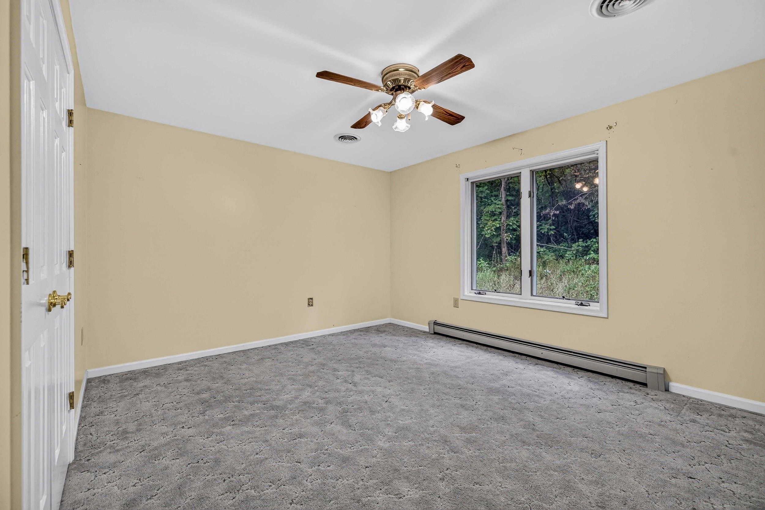 107 FAIRVIEW CIR, WOODSTOCK, Virginia 22664, 3 Bedrooms Bedrooms, ,3 BathroomsBathrooms,Residential,107 FAIRVIEW CIR,682735 MLS # 682735 107 FAIRVIEW CIR, WOODSTOCK, Virginia 22664, 3 Bedrooms Bedrooms, ,3 BathroomsBathrooms,Residential,107 FAIRVIEW CIR,682735 MLS # 682735