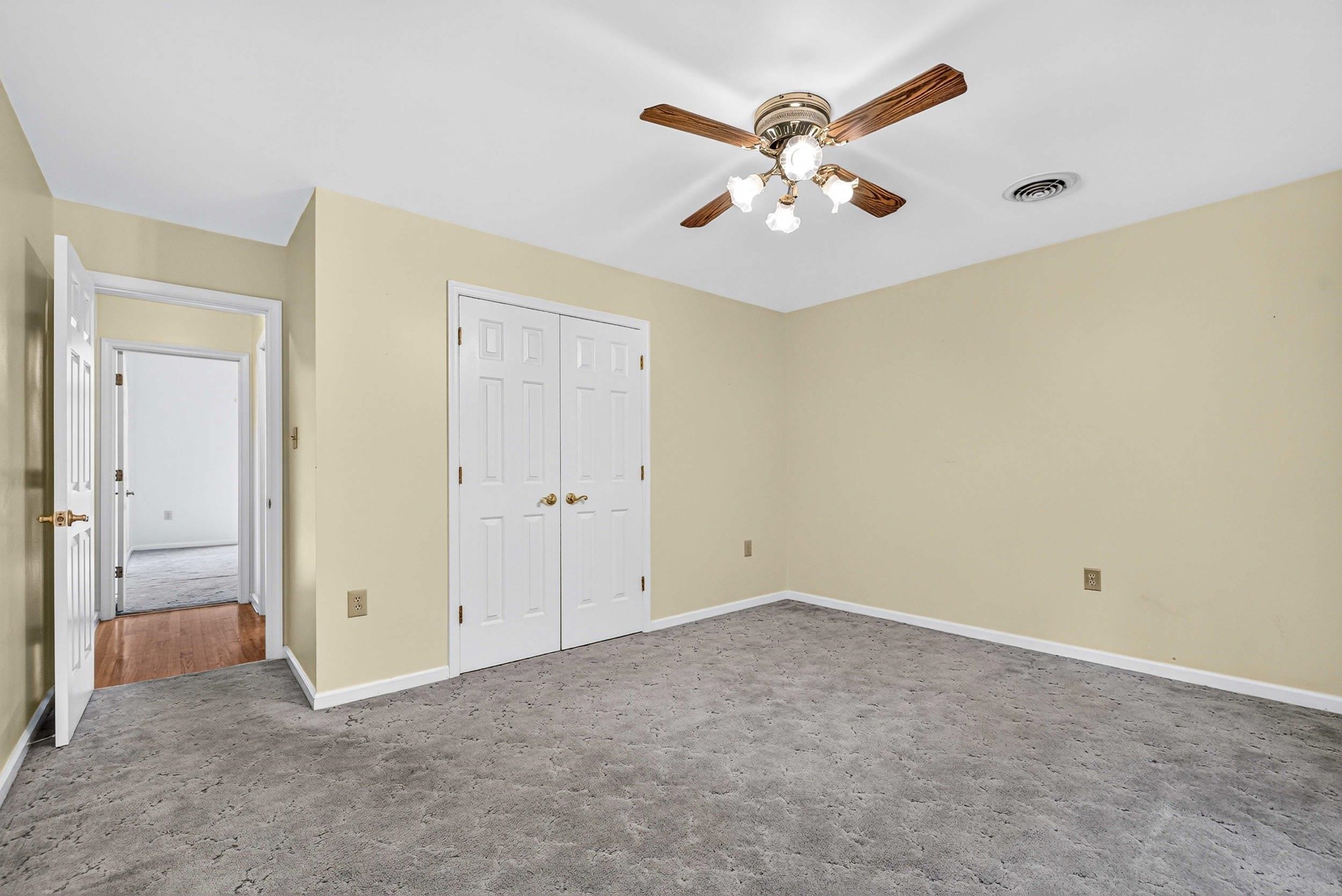107 FAIRVIEW CIR, WOODSTOCK, Virginia 22664, 3 Bedrooms Bedrooms, ,3 BathroomsBathrooms,Residential,107 FAIRVIEW CIR,682735 MLS # 682735 107 FAIRVIEW CIR, WOODSTOCK, Virginia 22664, 3 Bedrooms Bedrooms, ,3 BathroomsBathrooms,Residential,107 FAIRVIEW CIR,682735 MLS # 682735
