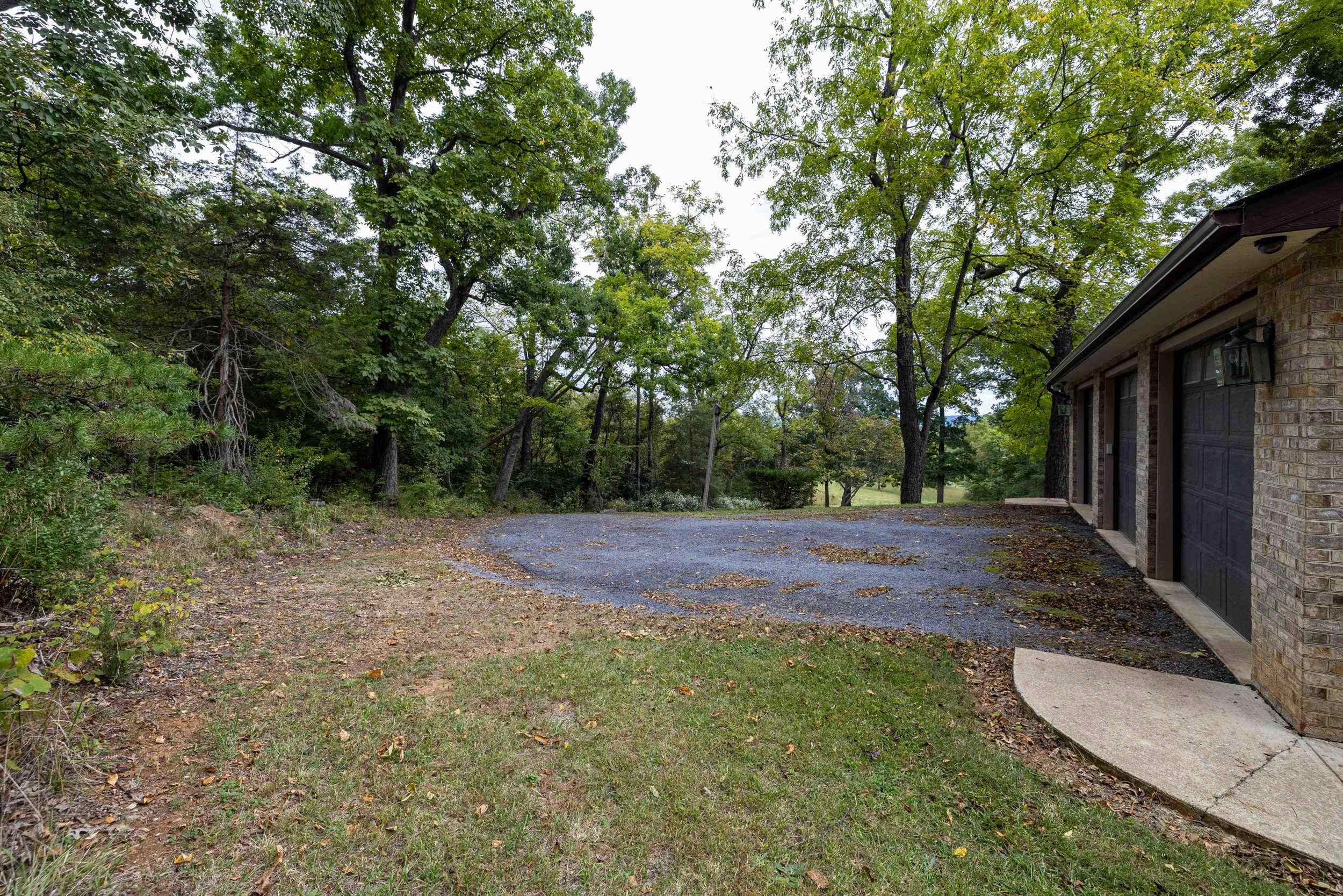 107 FAIRVIEW CIR, WOODSTOCK, Virginia 22664, 3 Bedrooms Bedrooms, ,3 BathroomsBathrooms,Residential,107 FAIRVIEW CIR,682735 MLS # 682735 107 FAIRVIEW CIR, WOODSTOCK, Virginia 22664, 3 Bedrooms Bedrooms, ,3 BathroomsBathrooms,Residential,107 FAIRVIEW CIR,682735 MLS # 682735