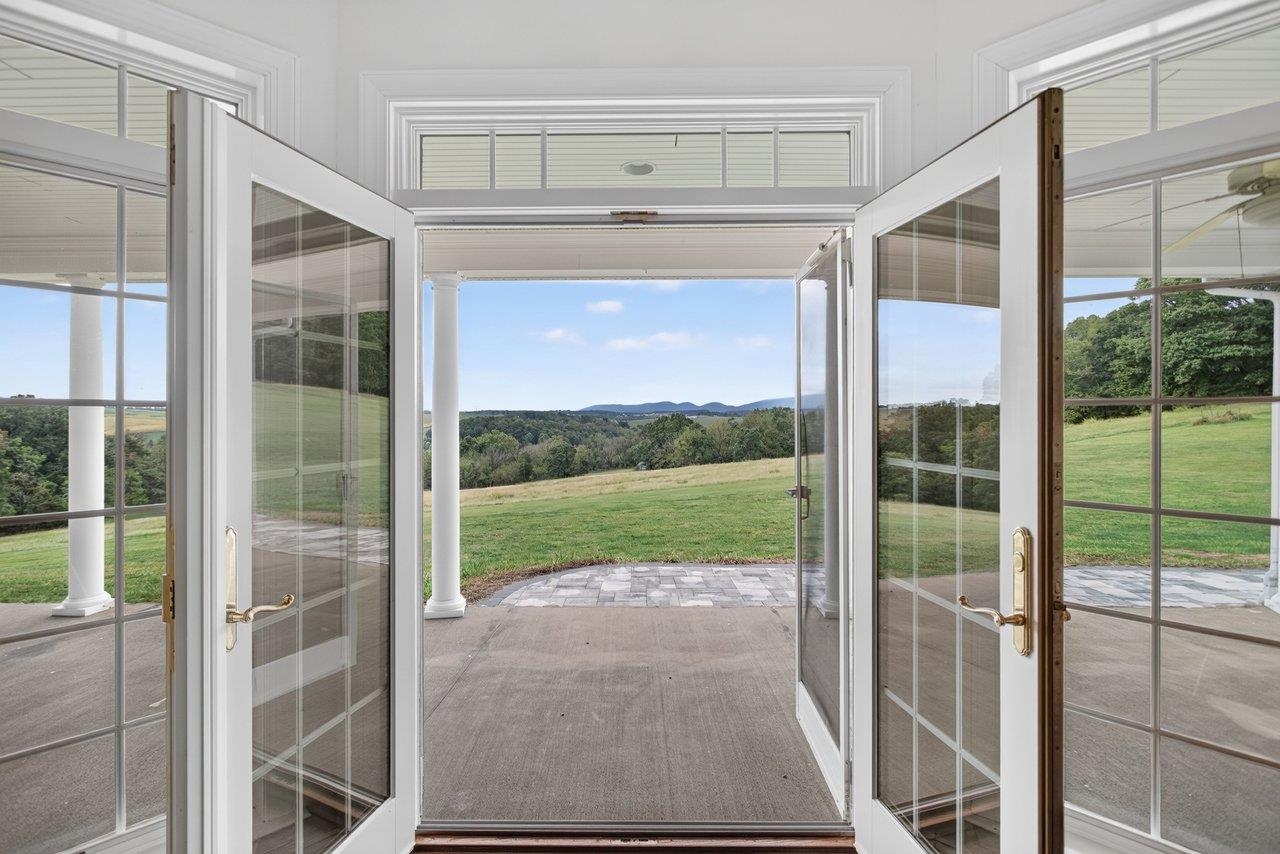 160 BIG VALLEY LN, MOUNT SOLON, Virginia 22843, 5 Bedrooms Bedrooms, ,4 BathroomsBathrooms,Residential,160 BIG VALLEY LN,682738 MLS # 682738 160 BIG VALLEY LN, MOUNT SOLON, Virginia 22843, 5 Bedrooms Bedrooms, ,4 BathroomsBathrooms,Residential,160 BIG VALLEY LN,682738 MLS # 682738