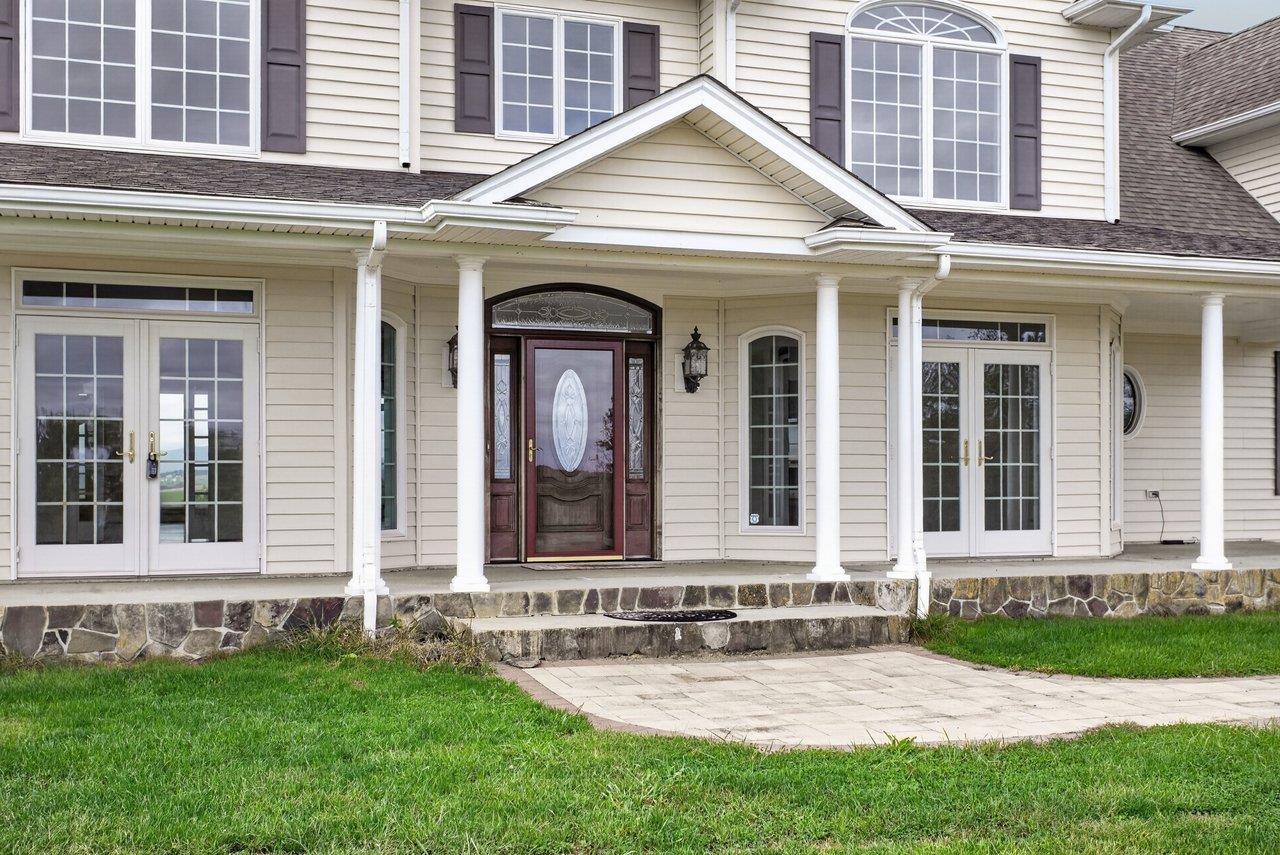 160 BIG VALLEY LN, MOUNT SOLON, Virginia 22843, 5 Bedrooms Bedrooms, ,4 BathroomsBathrooms,Residential,160 BIG VALLEY LN,682738 MLS # 682738 160 BIG VALLEY LN, MOUNT SOLON, Virginia 22843, 5 Bedrooms Bedrooms, ,4 BathroomsBathrooms,Residential,160 BIG VALLEY LN,682738 MLS # 682738