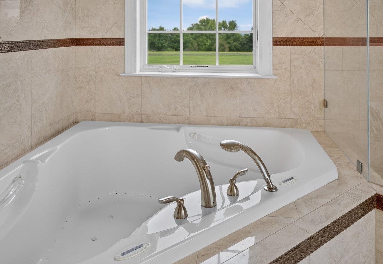 160 BIG VALLEY LN, MOUNT SOLON, Virginia 22843, 5 Bedrooms Bedrooms, ,4 BathroomsBathrooms,Residential,160 BIG VALLEY LN,682738 MLS # 682738 160 BIG VALLEY LN, MOUNT SOLON, Virginia 22843, 5 Bedrooms Bedrooms, ,4 BathroomsBathrooms,Residential,160 BIG VALLEY LN,682738 MLS # 682738
