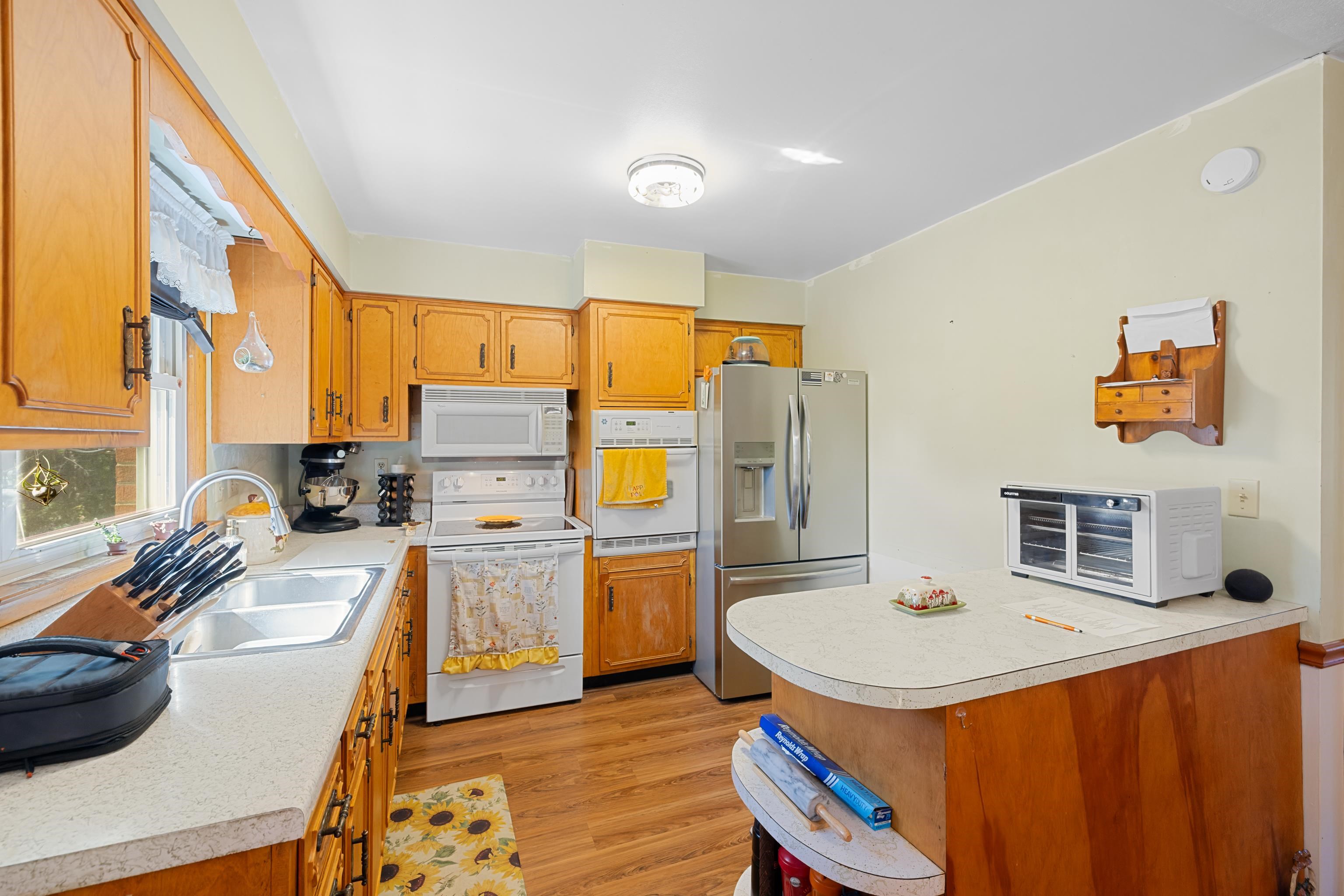 93 HUDSON AVE, STAUNTON, Virginia 24401, 4 Bedrooms Bedrooms, ,2 BathroomsBathrooms,Residential,93 HUDSON AVE,682739 MLS # 682739 93 HUDSON AVE, STAUNTON, Virginia 24401, 4 Bedrooms Bedrooms, ,2 BathroomsBathrooms,Residential,93 HUDSON AVE,682739 MLS # 682739