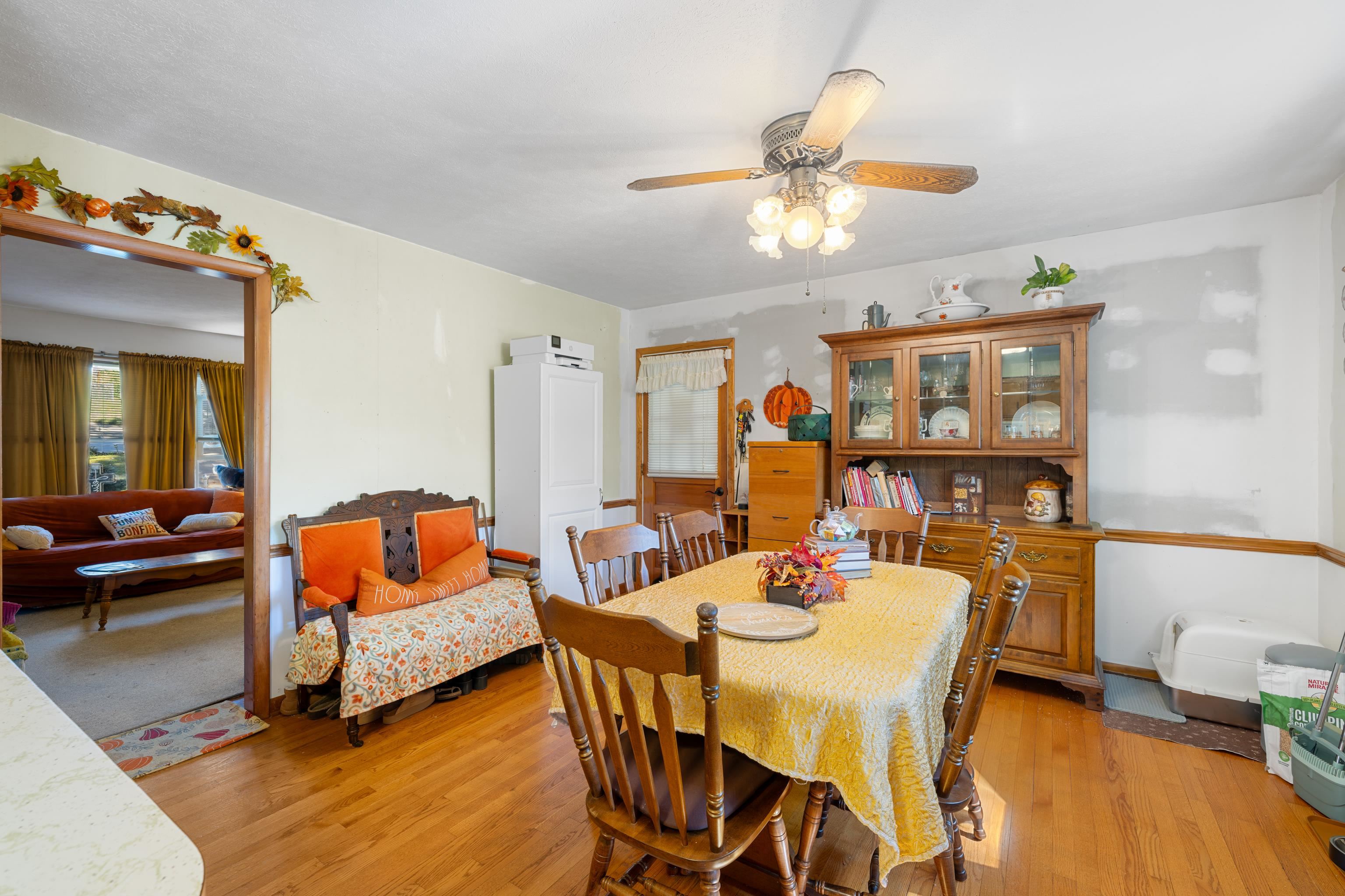 93 HUDSON AVE, STAUNTON, Virginia 24401, 4 Bedrooms Bedrooms, ,2 BathroomsBathrooms,Residential,93 HUDSON AVE,682739 MLS # 682739 93 HUDSON AVE, STAUNTON, Virginia 24401, 4 Bedrooms Bedrooms, ,2 BathroomsBathrooms,Residential,93 HUDSON AVE,682739 MLS # 682739