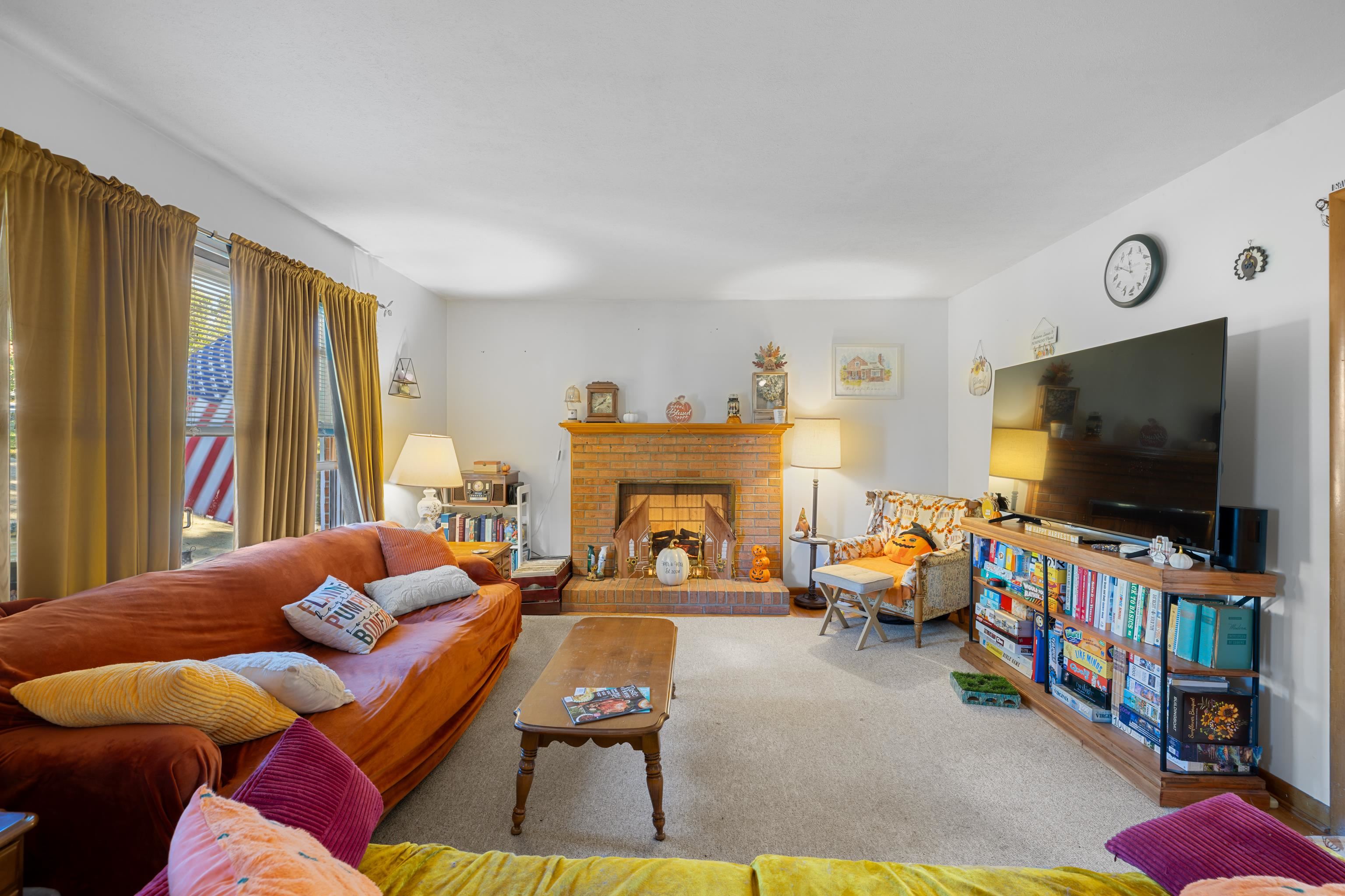 93 HUDSON AVE, STAUNTON, Virginia 24401, 4 Bedrooms Bedrooms, ,2 BathroomsBathrooms,Residential,93 HUDSON AVE,682739 MLS # 682739 93 HUDSON AVE, STAUNTON, Virginia 24401, 4 Bedrooms Bedrooms, ,2 BathroomsBathrooms,Residential,93 HUDSON AVE,682739 MLS # 682739