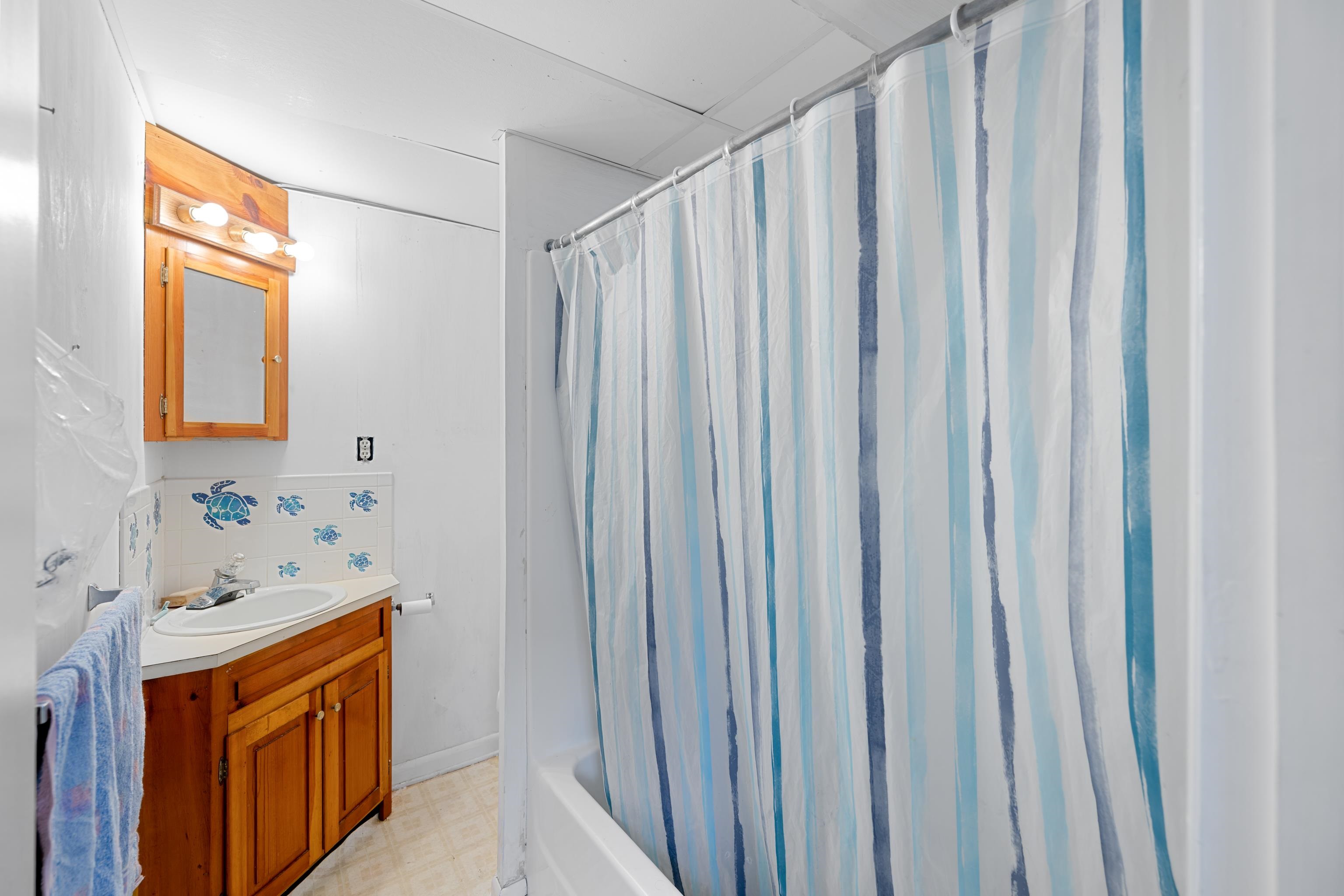93 HUDSON AVE, STAUNTON, Virginia 24401, 4 Bedrooms Bedrooms, ,2 BathroomsBathrooms,Residential,93 HUDSON AVE,682739 MLS # 682739 93 HUDSON AVE, STAUNTON, Virginia 24401, 4 Bedrooms Bedrooms, ,2 BathroomsBathrooms,Residential,93 HUDSON AVE,682739 MLS # 682739