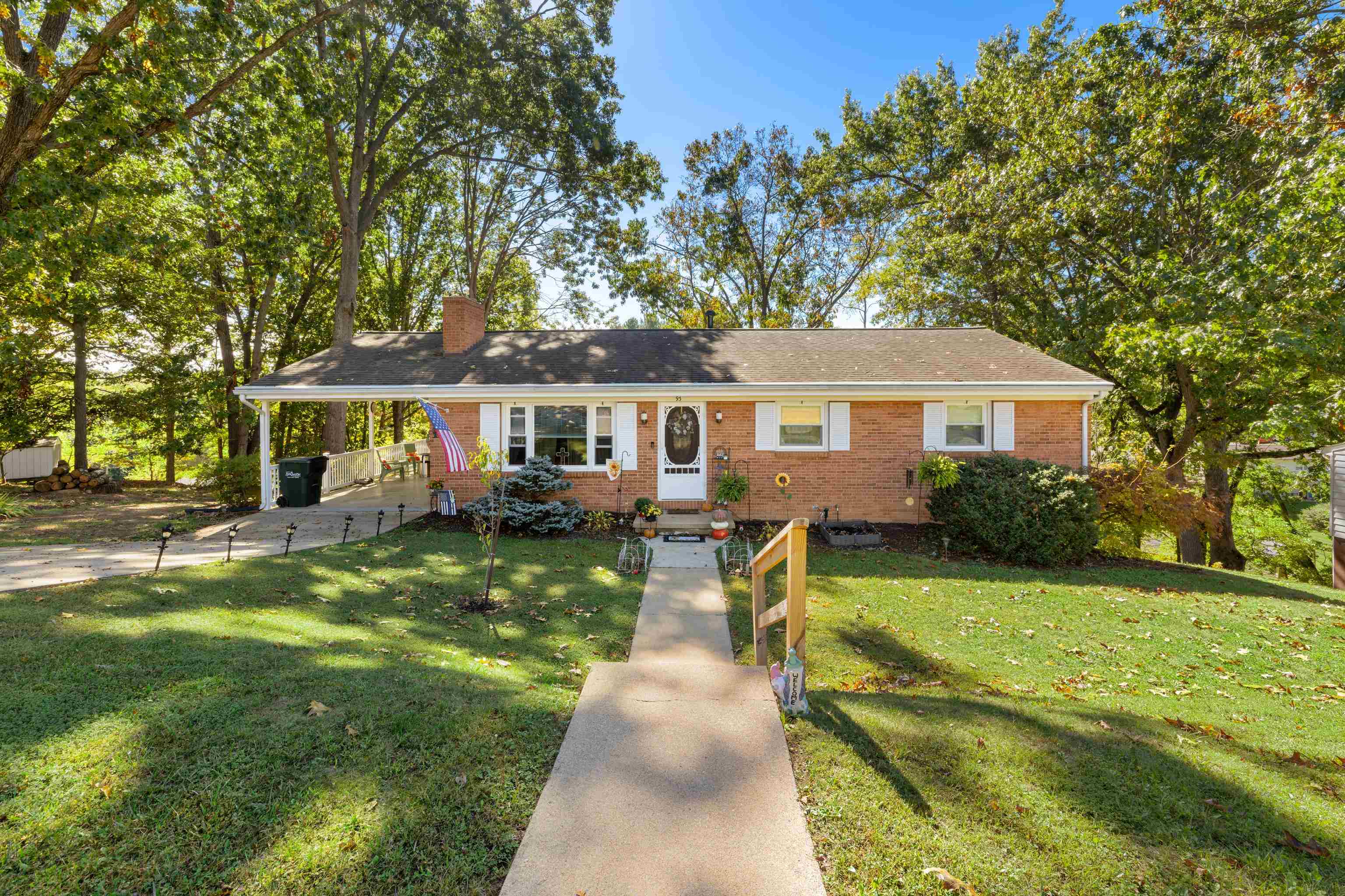93 HUDSON AVE, STAUNTON, Virginia 24401, 4 Bedrooms Bedrooms, ,2 BathroomsBathrooms,Residential,93 HUDSON AVE,682739 MLS # 682739 93 HUDSON AVE, STAUNTON, Virginia 24401, 4 Bedrooms Bedrooms, ,2 BathroomsBathrooms,Residential,93 HUDSON AVE,682739 MLS # 682739