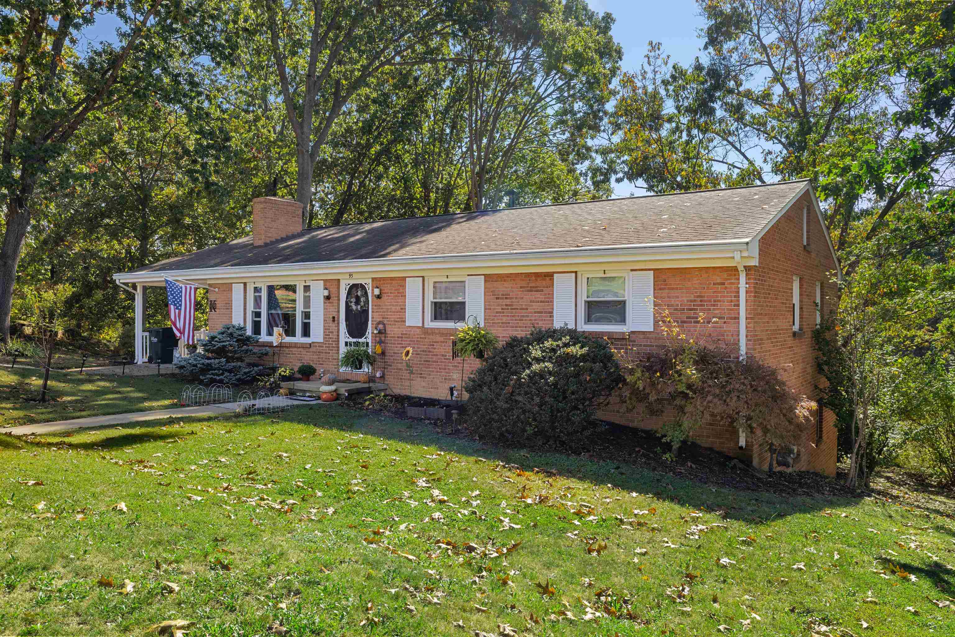 93 HUDSON AVE, STAUNTON, Virginia 24401, 4 Bedrooms Bedrooms, ,2 BathroomsBathrooms,Residential,93 HUDSON AVE,682739 MLS # 682739 93 HUDSON AVE, STAUNTON, Virginia 24401, 4 Bedrooms Bedrooms, ,2 BathroomsBathrooms,Residential,93 HUDSON AVE,682739 MLS # 682739