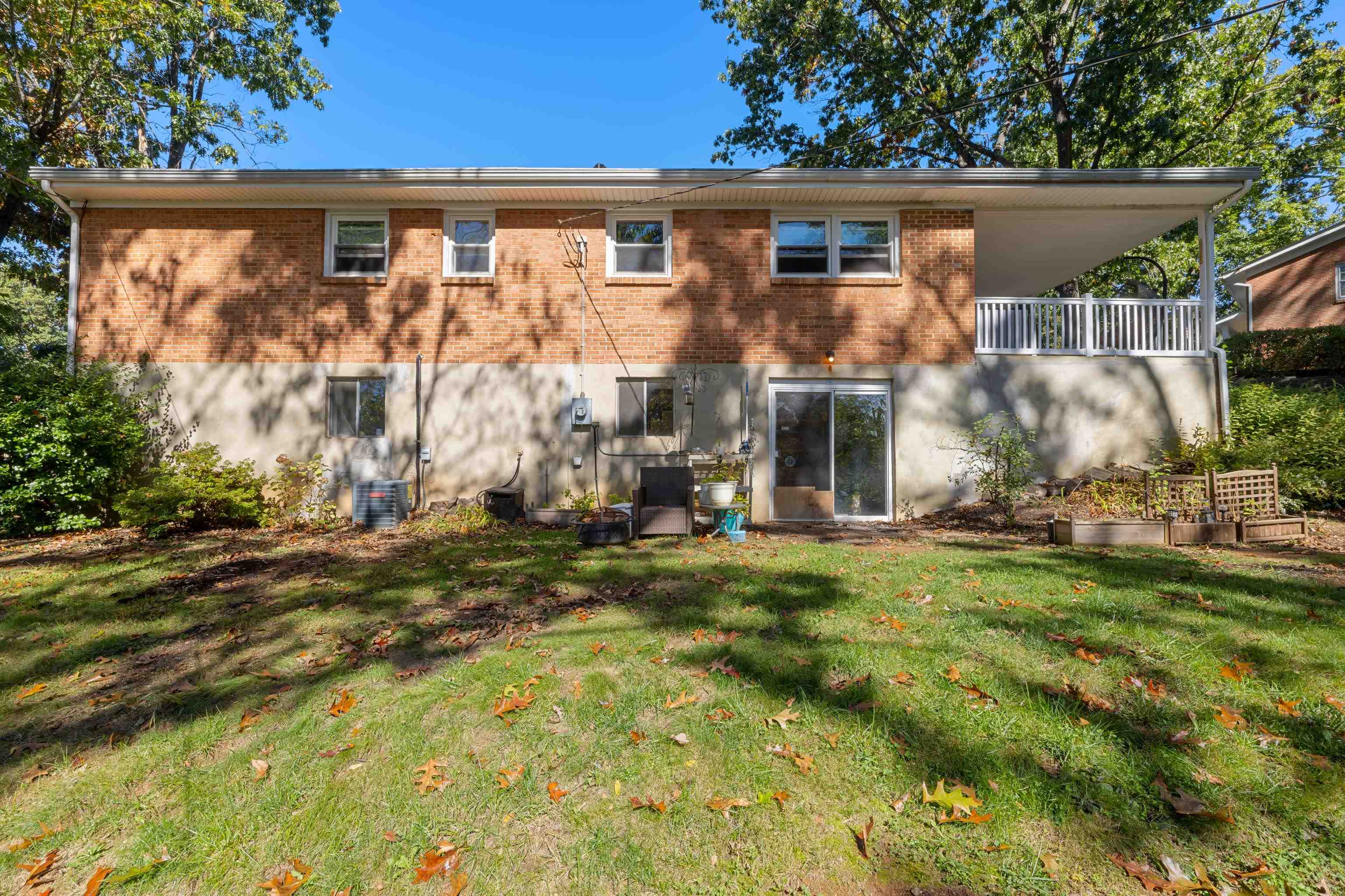 93 HUDSON AVE, STAUNTON, Virginia 24401, 4 Bedrooms Bedrooms, ,2 BathroomsBathrooms,Residential,93 HUDSON AVE,682739 MLS # 682739 93 HUDSON AVE, STAUNTON, Virginia 24401, 4 Bedrooms Bedrooms, ,2 BathroomsBathrooms,Residential,93 HUDSON AVE,682739 MLS # 682739