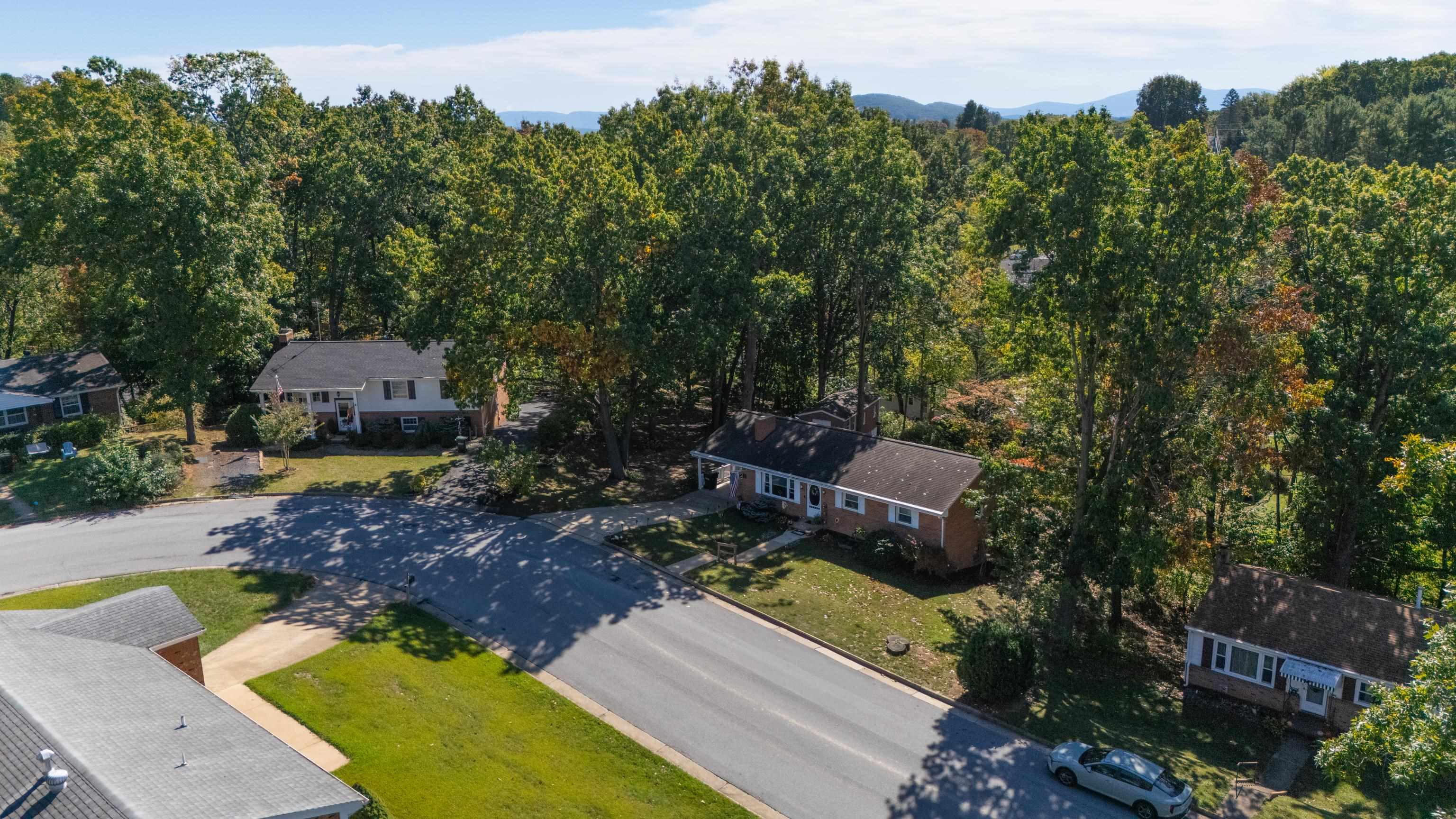 93 HUDSON AVE, STAUNTON, Virginia 24401, 4 Bedrooms Bedrooms, ,2 BathroomsBathrooms,Residential,93 HUDSON AVE,682739 MLS # 682739 93 HUDSON AVE, STAUNTON, Virginia 24401, 4 Bedrooms Bedrooms, ,2 BathroomsBathrooms,Residential,93 HUDSON AVE,682739 MLS # 682739