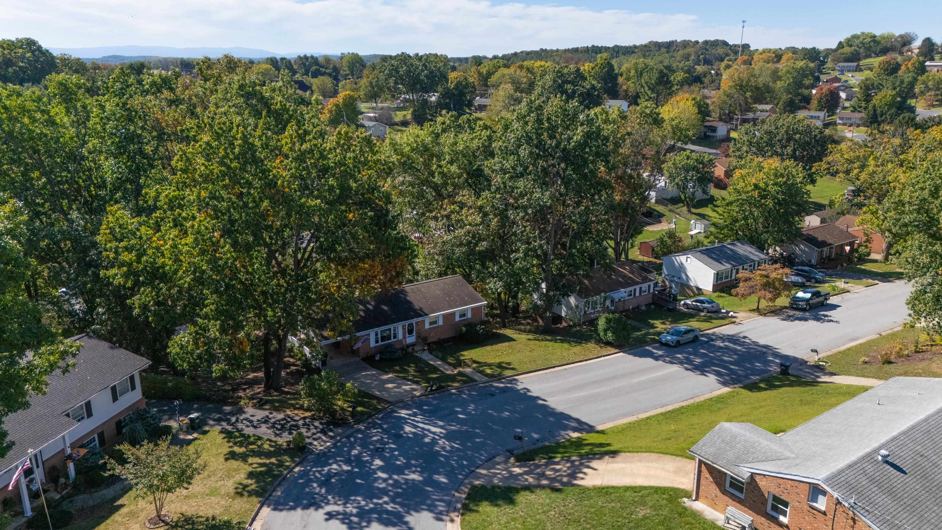 93 HUDSON AVE, STAUNTON, Virginia 24401, 4 Bedrooms Bedrooms, ,2 BathroomsBathrooms,Residential,93 HUDSON AVE,682739 MLS # 682739 93 HUDSON AVE, STAUNTON, Virginia 24401, 4 Bedrooms Bedrooms, ,2 BathroomsBathrooms,Residential,93 HUDSON AVE,682739 MLS # 682739
