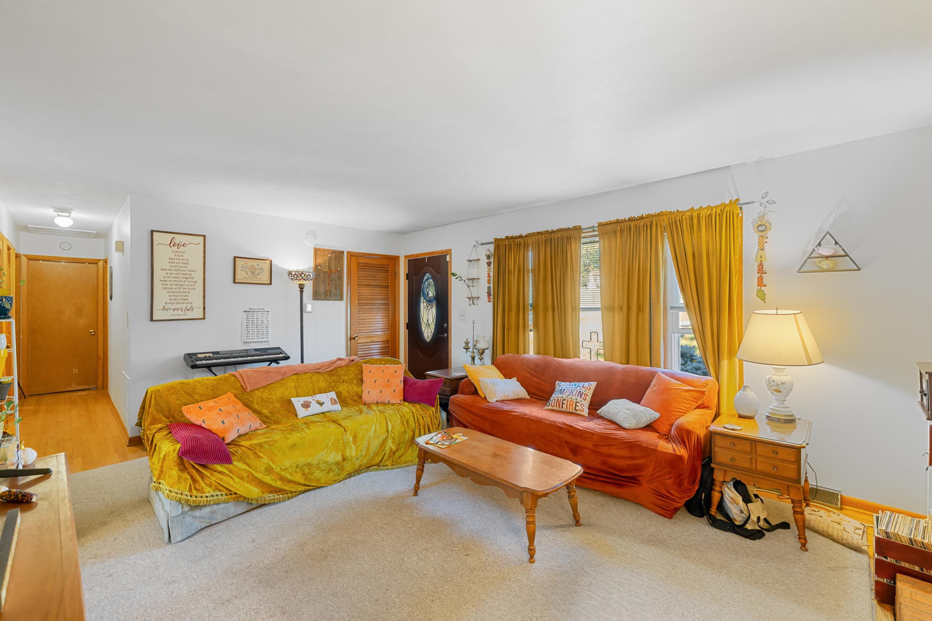 93 HUDSON AVE, STAUNTON, Virginia 24401, 4 Bedrooms Bedrooms, ,2 BathroomsBathrooms,Residential,93 HUDSON AVE,682739 MLS # 682739 93 HUDSON AVE, STAUNTON, Virginia 24401, 4 Bedrooms Bedrooms, ,2 BathroomsBathrooms,Residential,93 HUDSON AVE,682739 MLS # 682739