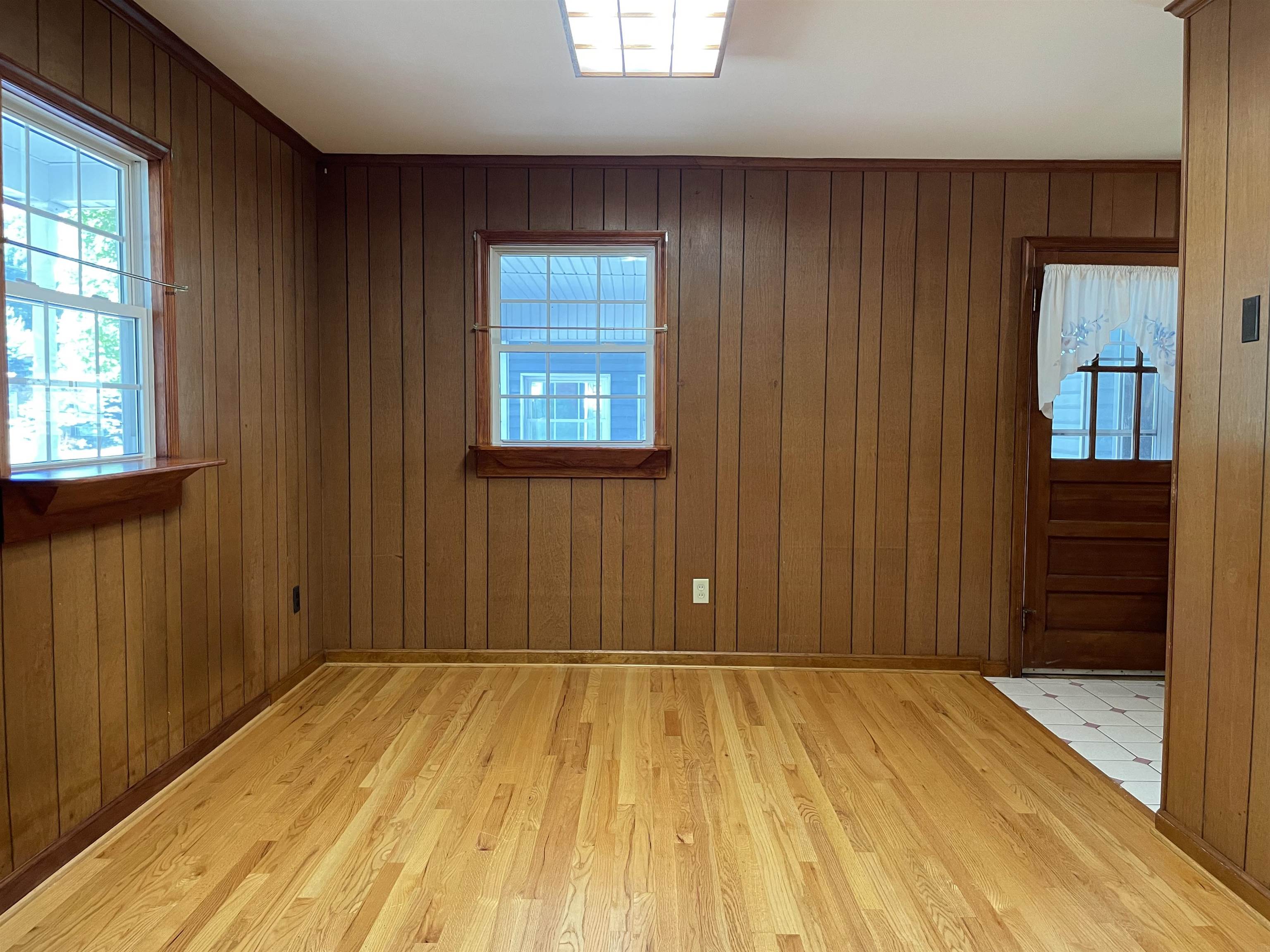 201 ROBIN HOOD RD, STAUNTON, Virginia 24401, 3 Bedrooms Bedrooms, ,2 BathroomsBathrooms,Residential,201 ROBIN HOOD RD,682742 MLS # 682742 201 ROBIN HOOD RD, STAUNTON, Virginia 24401, 3 Bedrooms Bedrooms, ,2 BathroomsBathrooms,Residential,201 ROBIN HOOD RD,682742 MLS # 682742