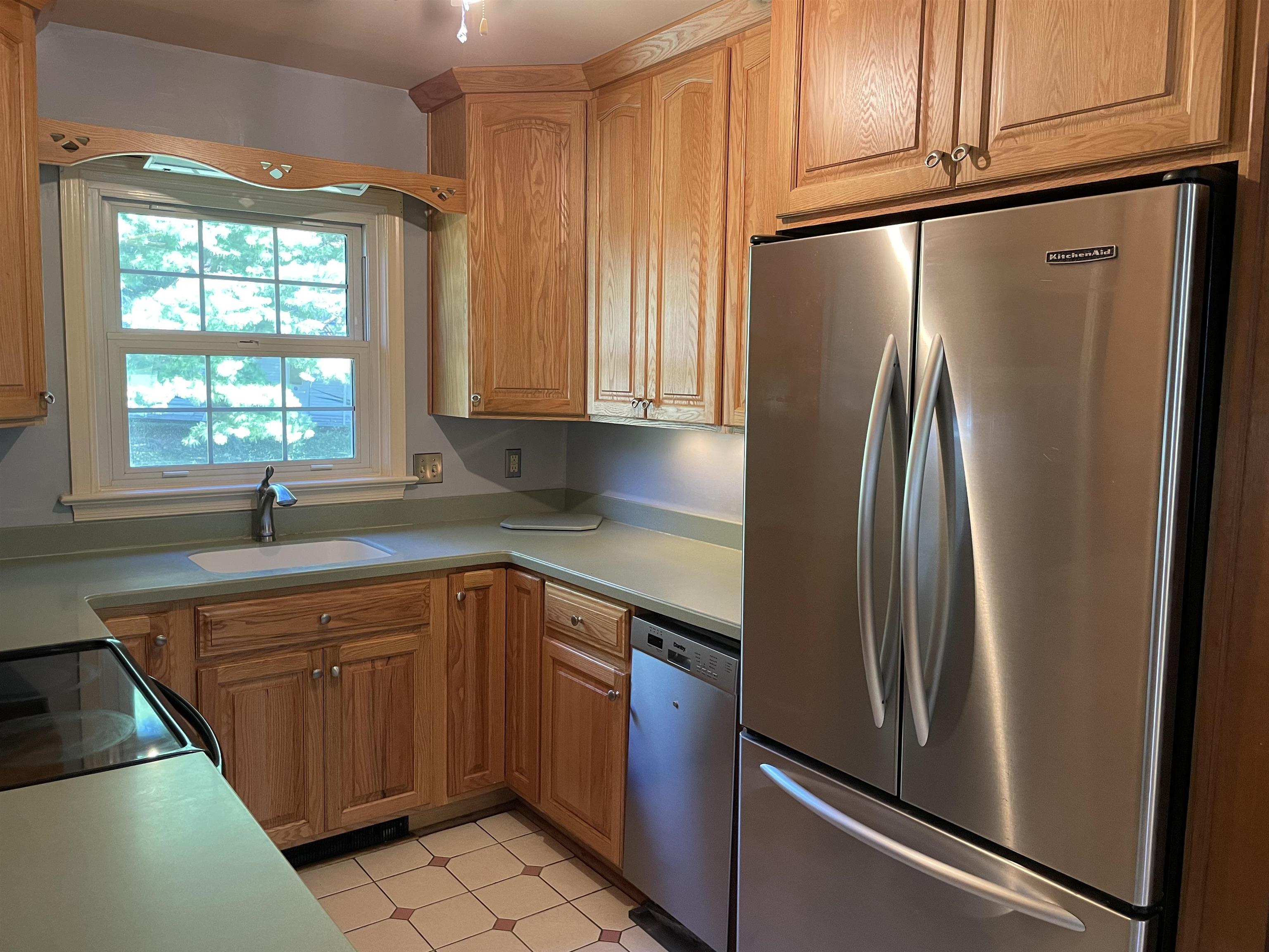 201 ROBIN HOOD RD, STAUNTON, Virginia 24401, 3 Bedrooms Bedrooms, ,2 BathroomsBathrooms,Residential,201 ROBIN HOOD RD,682742 MLS # 682742 201 ROBIN HOOD RD, STAUNTON, Virginia 24401, 3 Bedrooms Bedrooms, ,2 BathroomsBathrooms,Residential,201 ROBIN HOOD RD,682742 MLS # 682742