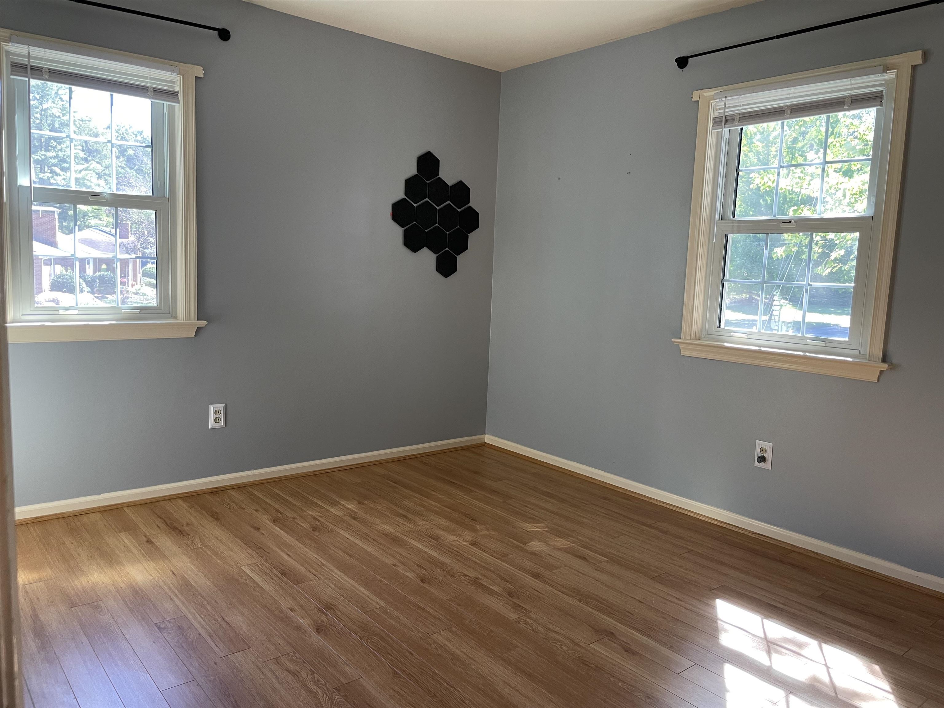 201 ROBIN HOOD RD, STAUNTON, Virginia 24401, 3 Bedrooms Bedrooms, ,2 BathroomsBathrooms,Residential,201 ROBIN HOOD RD,682742 MLS # 682742 201 ROBIN HOOD RD, STAUNTON, Virginia 24401, 3 Bedrooms Bedrooms, ,2 BathroomsBathrooms,Residential,201 ROBIN HOOD RD,682742 MLS # 682742