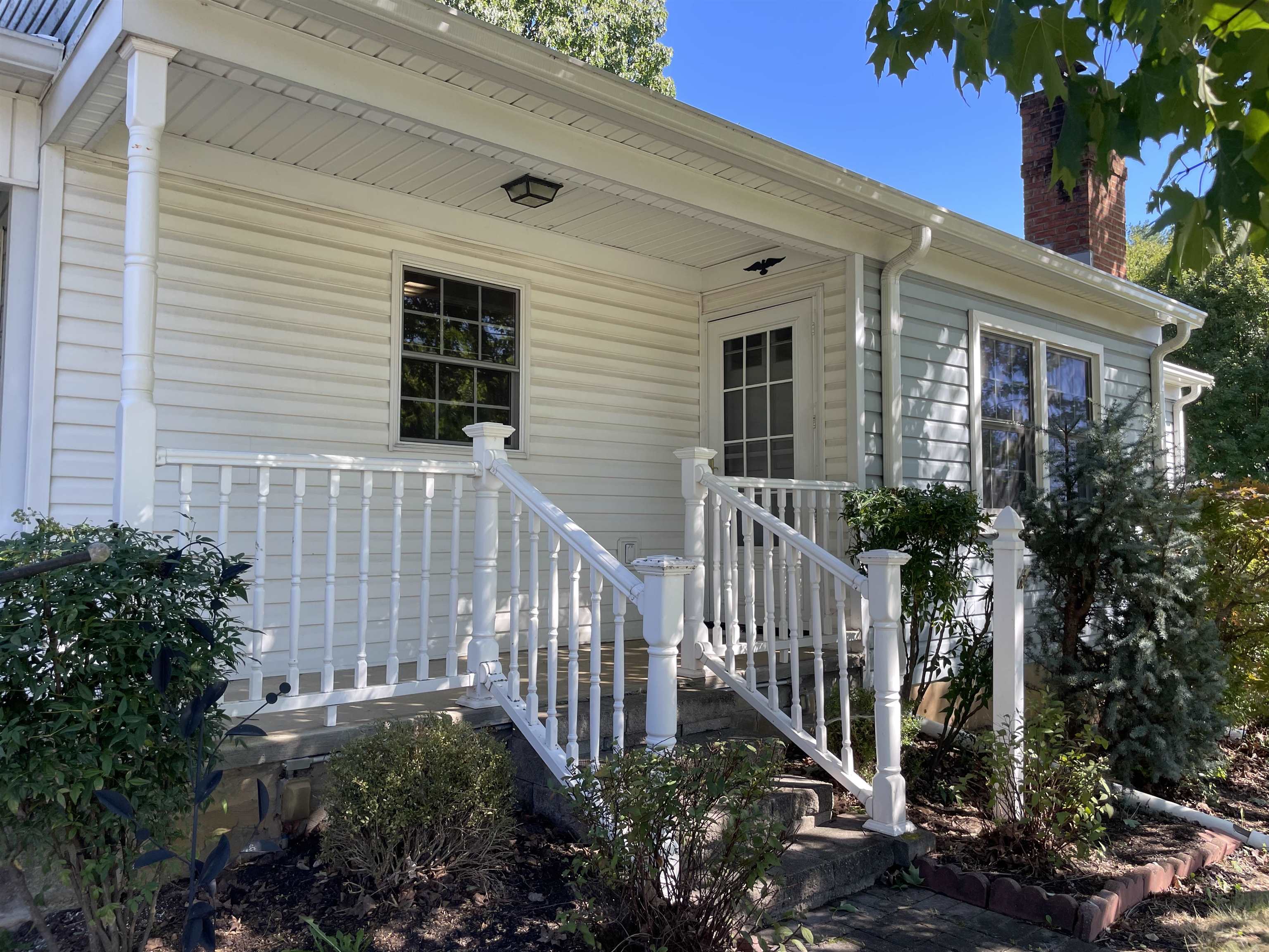 201 ROBIN HOOD RD, STAUNTON, Virginia 24401, 3 Bedrooms Bedrooms, ,2 BathroomsBathrooms,Residential,201 ROBIN HOOD RD,682742 MLS # 682742 201 ROBIN HOOD RD, STAUNTON, Virginia 24401, 3 Bedrooms Bedrooms, ,2 BathroomsBathrooms,Residential,201 ROBIN HOOD RD,682742 MLS # 682742