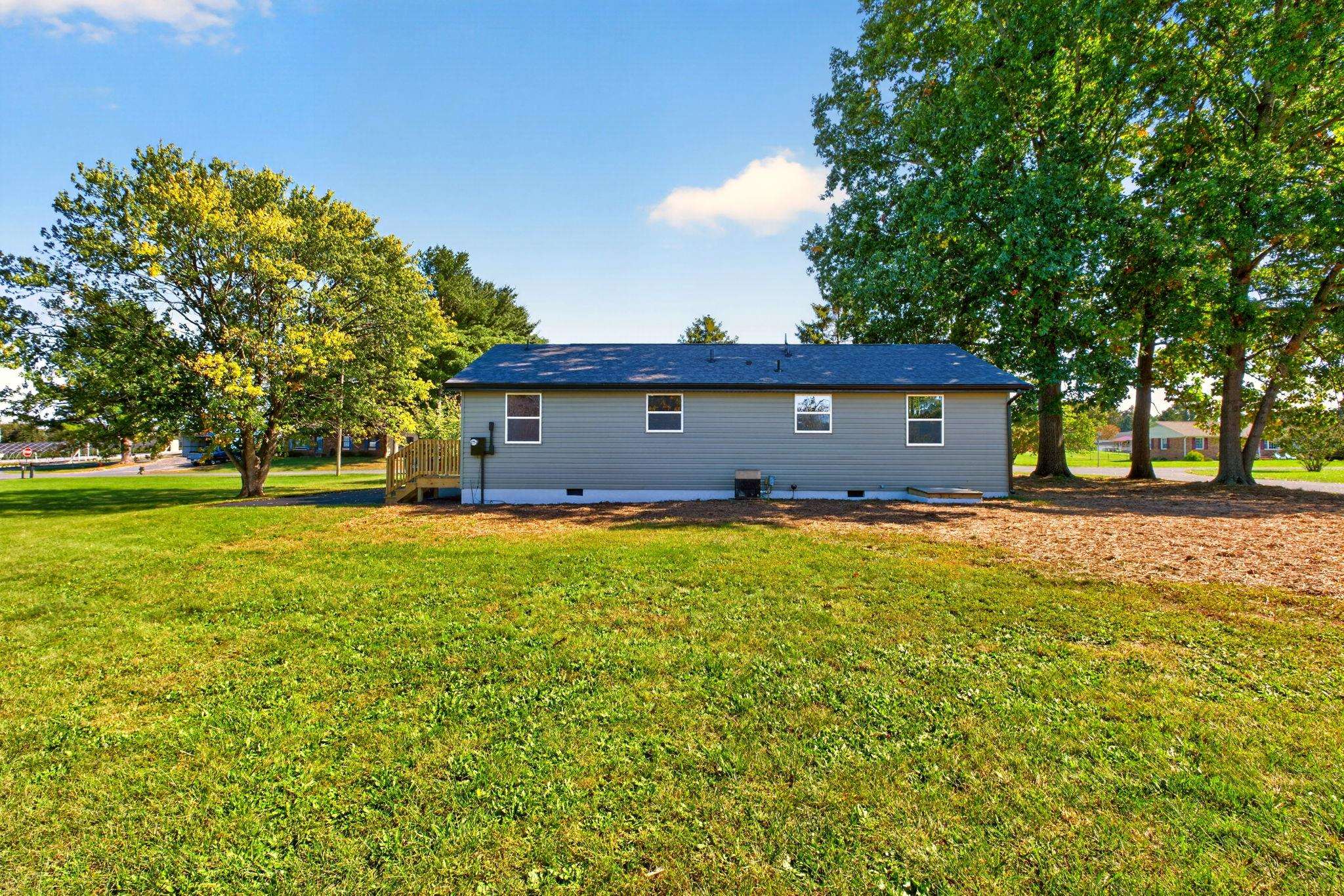 1801 GUM AVE, GROTTOES, Virginia 24441, 3 Bedrooms Bedrooms, ,1 BathroomBathrooms,Residential,1801 GUM AVE,682743 MLS # 682743