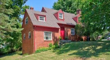110 CRESCENT DR, HARRISONBURG, Virginia 22801, 3 Bedrooms Bedrooms, ,2 BathroomsBathrooms,Residential,110 CRESCENT DR,680349 MLS # 680349