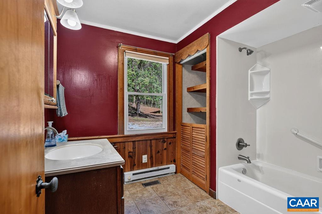 2707 FALLING ROCK DR, ARRINGTON, Virginia 22922, 3 Bedrooms Bedrooms, ,2 BathroomsBathrooms,Residential,2707 FALLING ROCK DR,682537 MLS # 682537