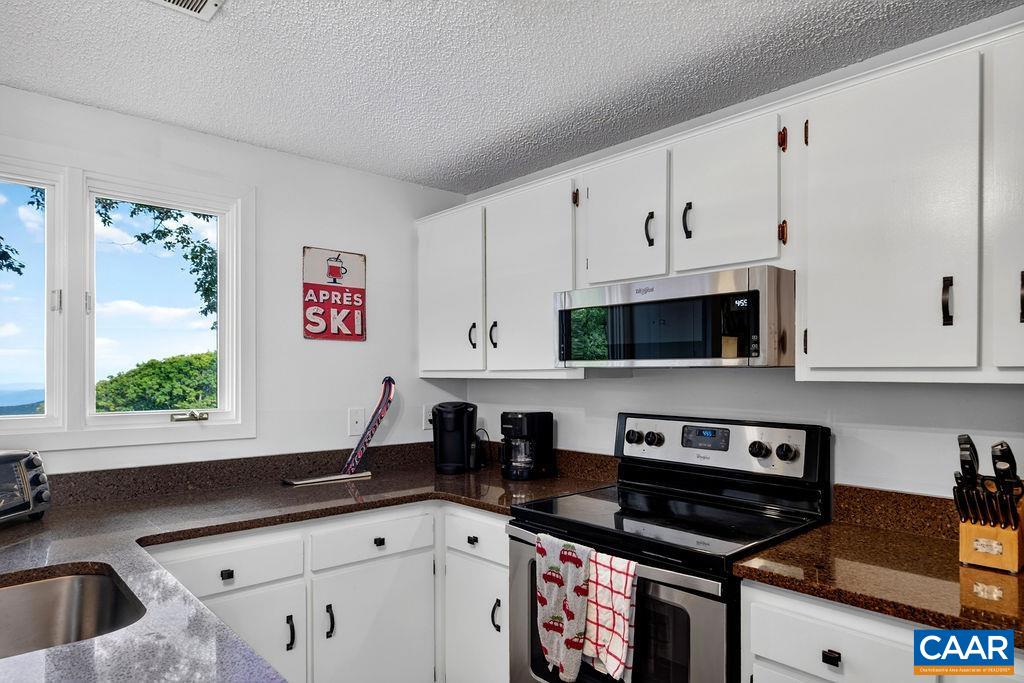 108 EAGLES CT CONDOS, WINTERGREEN RESORT, Virginia 22967, 2 Bedrooms Bedrooms, ,1 BathroomBathrooms,Residential,108 EAGLES CT CONDOS,682658 MLS # 682658