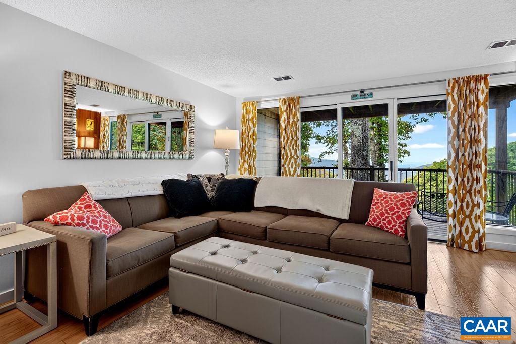 108 EAGLES CT CONDOS, WINTERGREEN RESORT, Virginia 22967, 2 Bedrooms Bedrooms, ,1 BathroomBathrooms,Residential,108 EAGLES CT CONDOS,682658 MLS # 682658