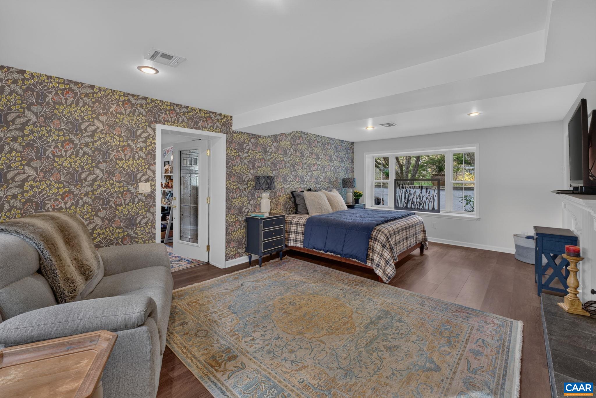 810 EMERSON DR, CHARLOTTESVILLE, Virginia 22901, 3 Bedrooms Bedrooms, ,3 BathroomsBathrooms,Residential,810 EMERSON DR,682716 MLS # 682716