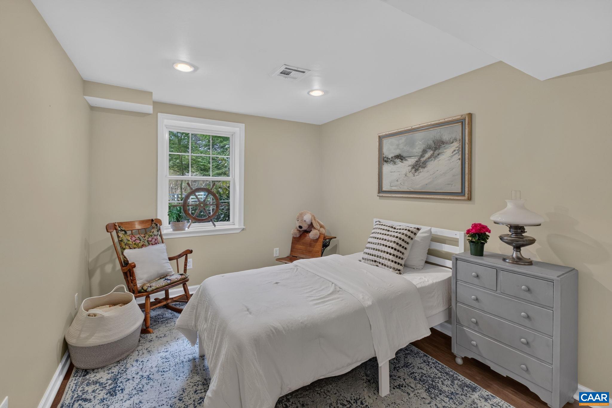 810 EMERSON DR, CHARLOTTESVILLE, Virginia 22901, 3 Bedrooms Bedrooms, ,3 BathroomsBathrooms,Residential,810 EMERSON DR,682716 MLS # 682716