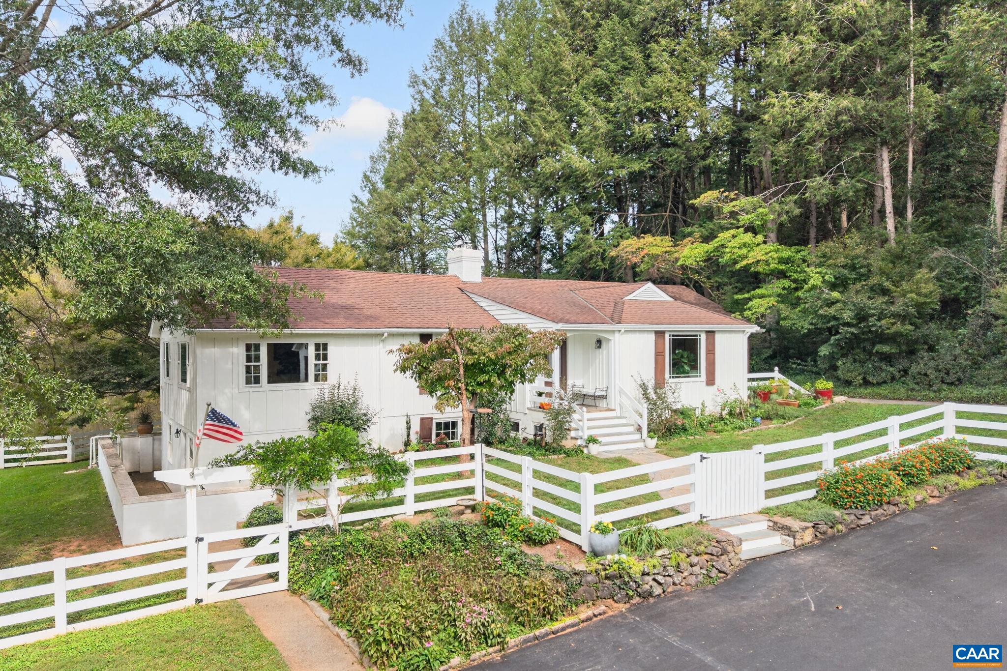 810 EMERSON DR, CHARLOTTESVILLE, Virginia 22901, 3 Bedrooms Bedrooms, ,3 BathroomsBathrooms,Residential,810 EMERSON DR,682716 MLS # 682716