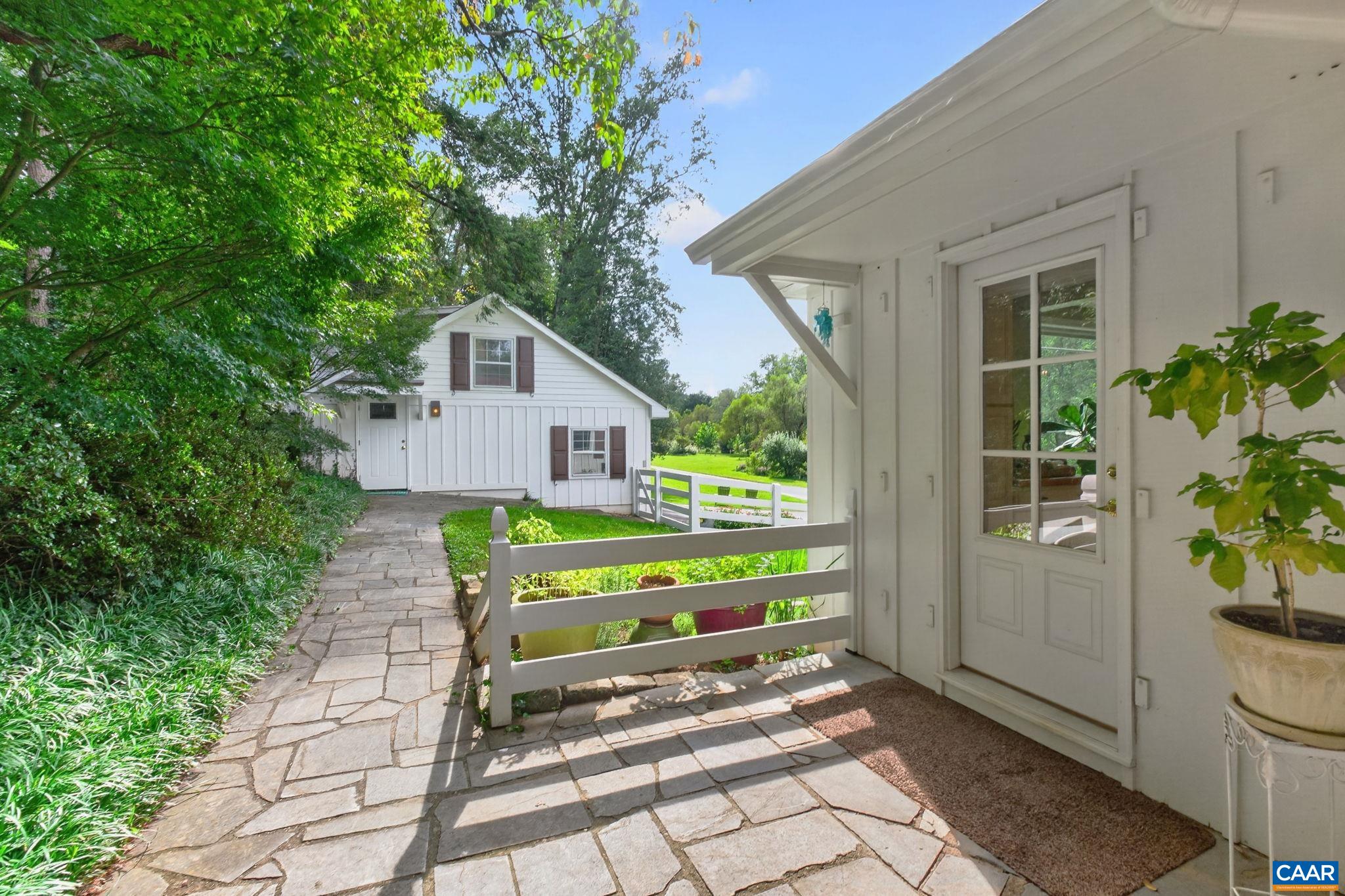 810 EMERSON DR, CHARLOTTESVILLE, Virginia 22901, 3 Bedrooms Bedrooms, ,3 BathroomsBathrooms,Residential,810 EMERSON DR,682716 MLS # 682716
