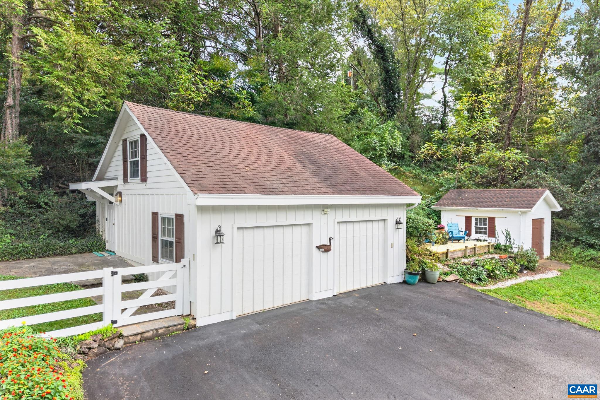 810 EMERSON DR, CHARLOTTESVILLE, Virginia 22901, 3 Bedrooms Bedrooms, ,3 BathroomsBathrooms,Residential,810 EMERSON DR,682716 MLS # 682716