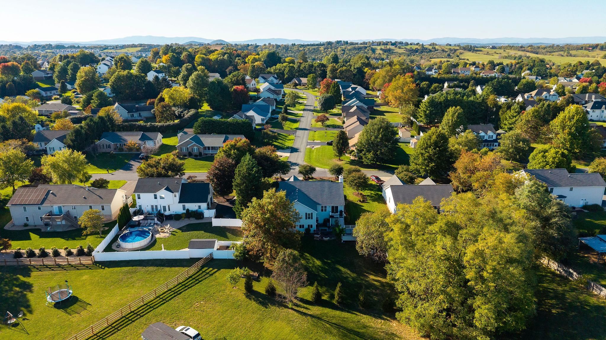 341 WYNDHAM HILL DR, FISHERSVILLE, Virginia 22939, 5 Bedrooms Bedrooms, ,3 BathroomsBathrooms,Residential,341 WYNDHAM HILL DR,682749 MLS # 682749 341 WYNDHAM HILL DR, FISHERSVILLE, Virginia 22939, 5 Bedrooms Bedrooms, ,3 BathroomsBathrooms,Residential,341 WYNDHAM HILL DR,682749 MLS # 682749