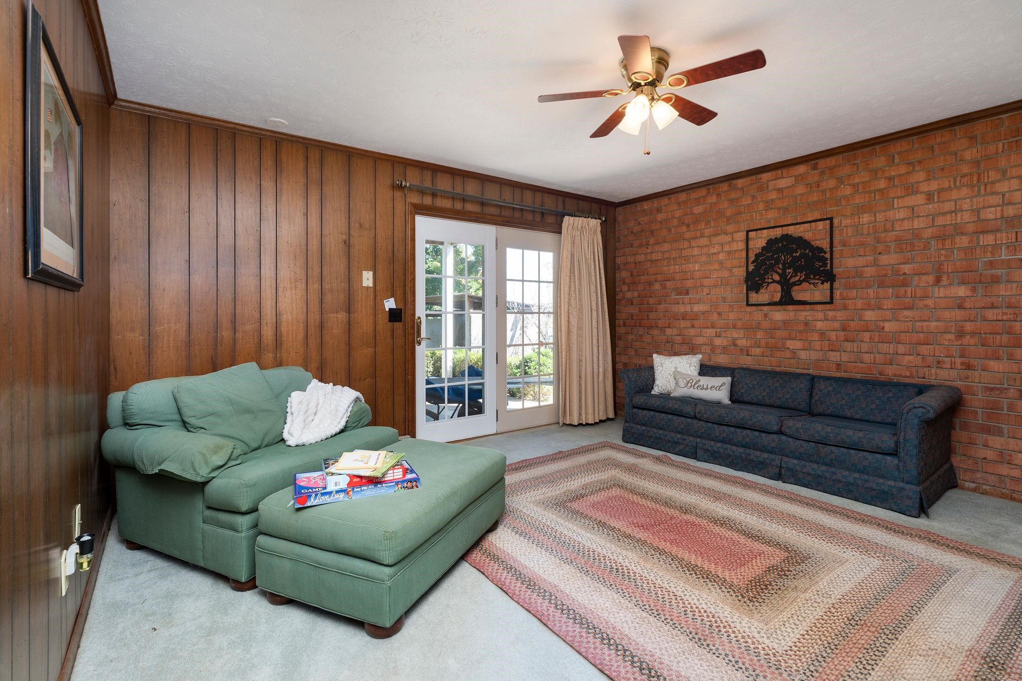 127 RIVER VIEW DR, VERONA, Virginia 24482, 4 Bedrooms Bedrooms, ,3 BathroomsBathrooms,Residential,127 RIVER VIEW DR,682750 MLS # 682750