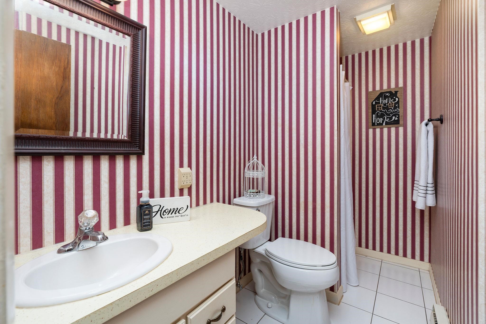 127 RIVER VIEW DR, VERONA, Virginia 24482, 4 Bedrooms Bedrooms, ,3 BathroomsBathrooms,Residential,127 RIVER VIEW DR,682750 MLS # 682750