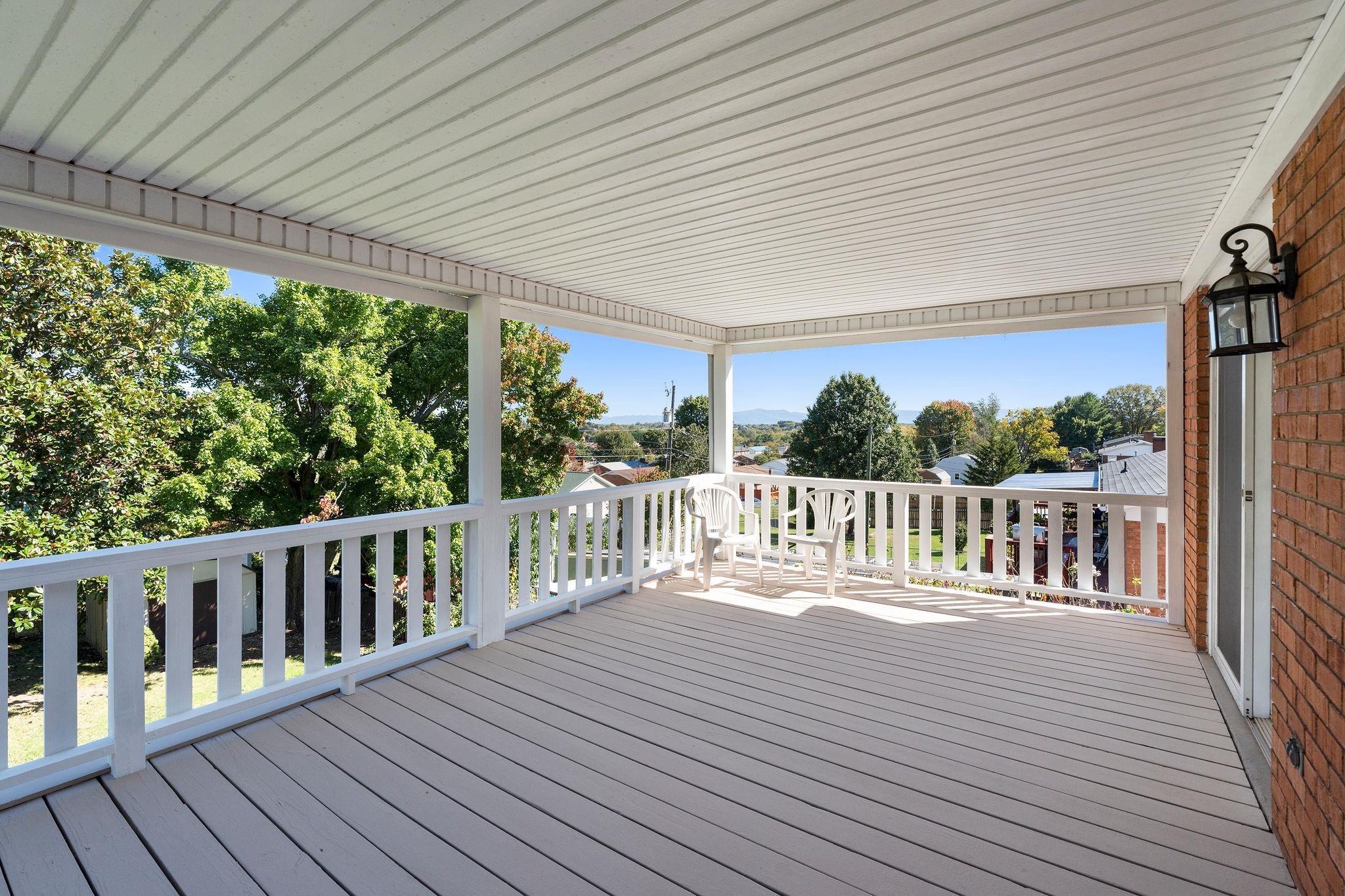 127 RIVER VIEW DR, VERONA, Virginia 24482, 4 Bedrooms Bedrooms, ,3 BathroomsBathrooms,Residential,127 RIVER VIEW DR,682750 MLS # 682750