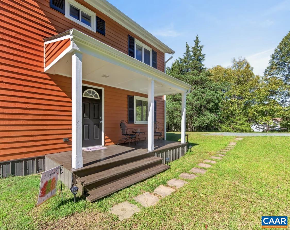 5512 SECRETARYS SAND RD, ESMONT, Virginia 22937, 3 Bedrooms Bedrooms, ,2 BathroomsBathrooms,Residential,5512 SECRETARYS SAND RD,682751 MLS # 682751