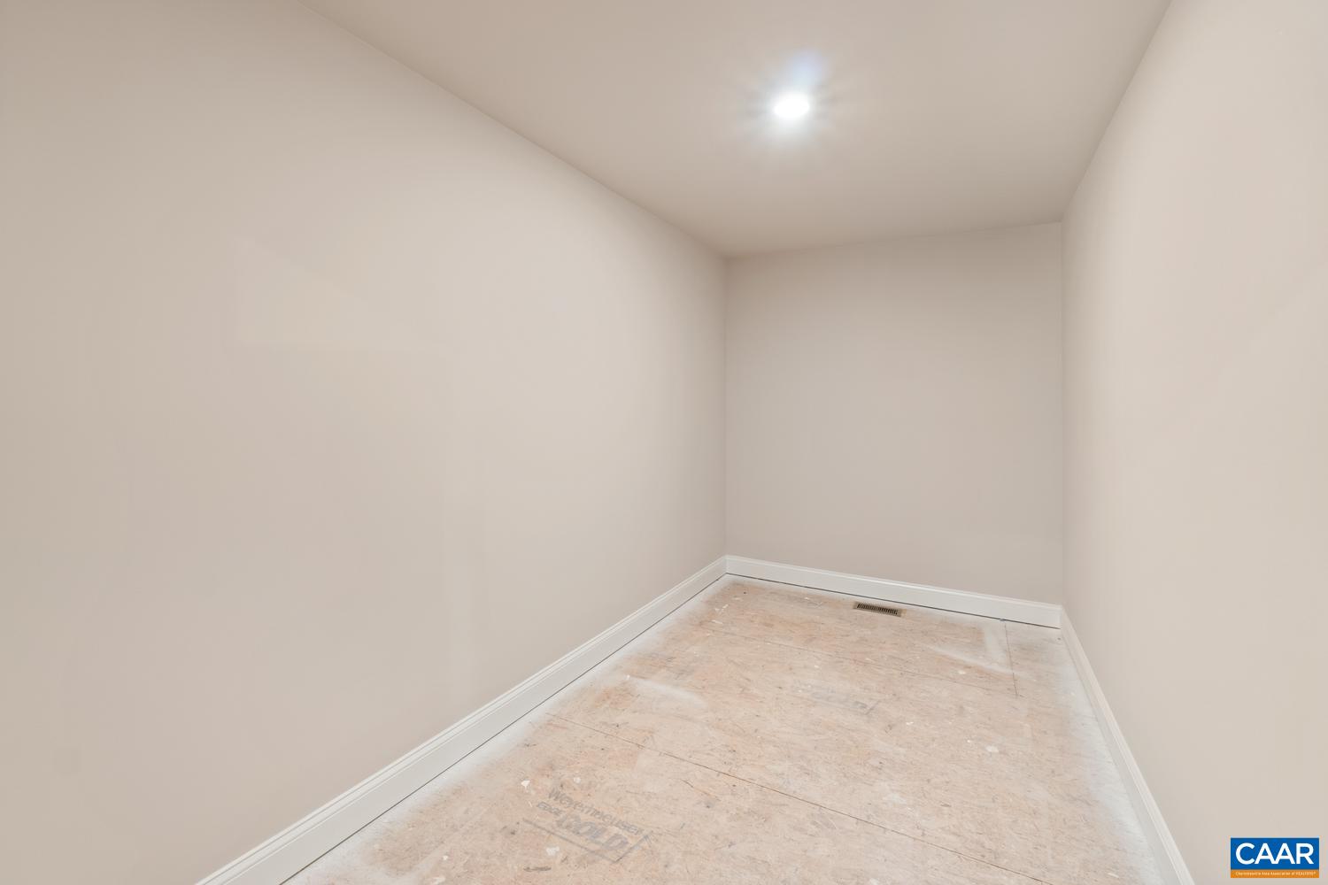 3813 DeCERBO TERR, CHARLOTTESVILLE, Virginia 22901, 4 Bedrooms Bedrooms, ,3 BathroomsBathrooms,Residential,Afton Villa,3813 DeCERBO TERR,682762 MLS # 682762