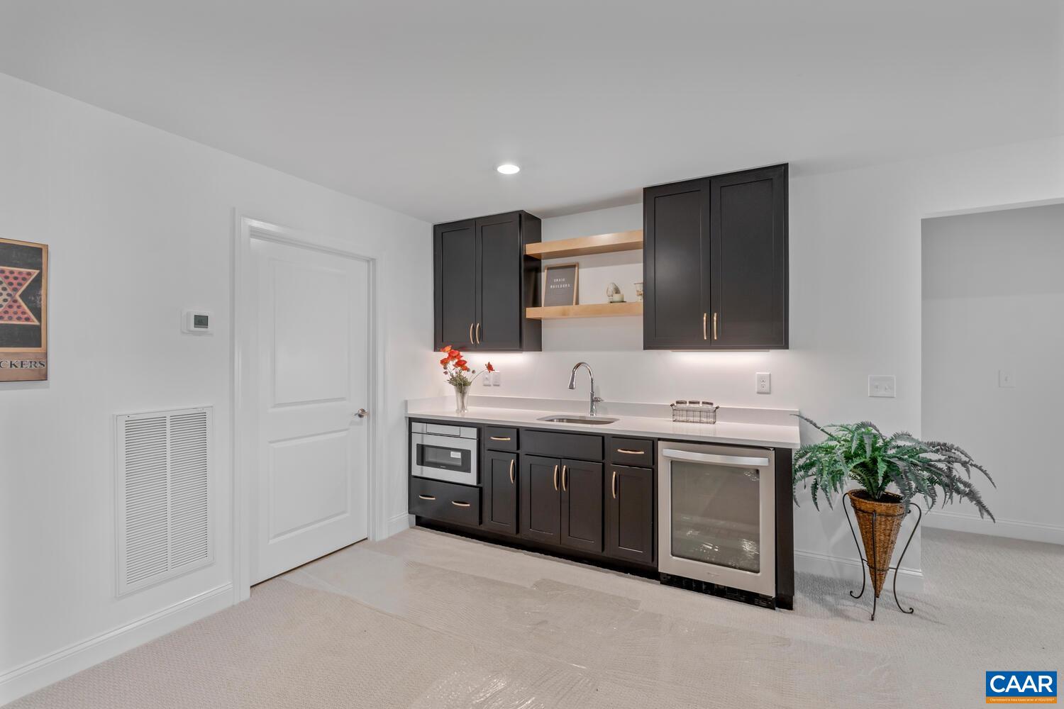 11826 DeCERBO TERR, CHARLOTTESVILLE, Virginia 22911, 4 Bedrooms Bedrooms, ,3 BathroomsBathrooms,Residential,The Pavilion Villa, Walkout Basement,11826 DeCERBO TERR,682764 MLS # 682764