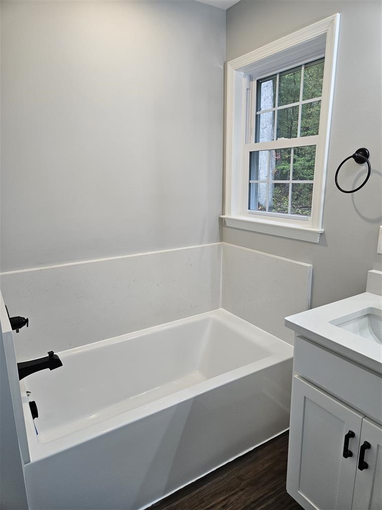 74 EVERGREEN CT, GROTTOES, Virginia 24421, 3 Bedrooms Bedrooms, ,2 BathroomsBathrooms,Residential,74 EVERGREEN CT,682765 MLS # 682765