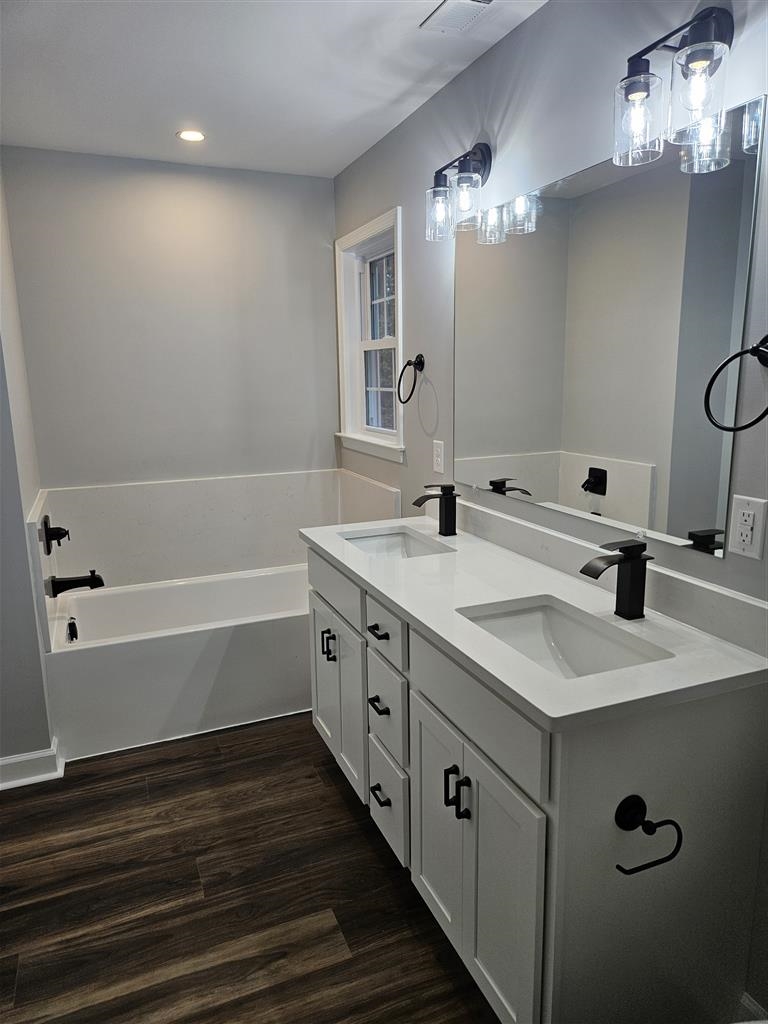 74 EVERGREEN CT, GROTTOES, Virginia 24421, 3 Bedrooms Bedrooms, ,2 BathroomsBathrooms,Residential,74 EVERGREEN CT,682765 MLS # 682765