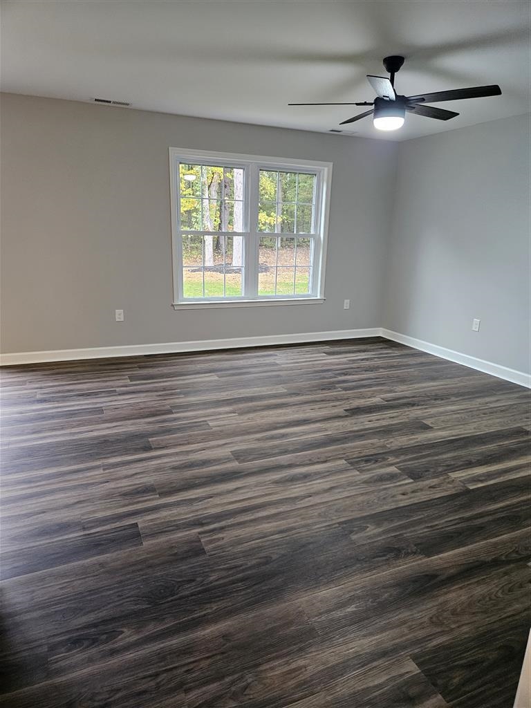74 EVERGREEN CT, GROTTOES, Virginia 24421, 3 Bedrooms Bedrooms, ,2 BathroomsBathrooms,Residential,74 EVERGREEN CT,682765 MLS # 682765