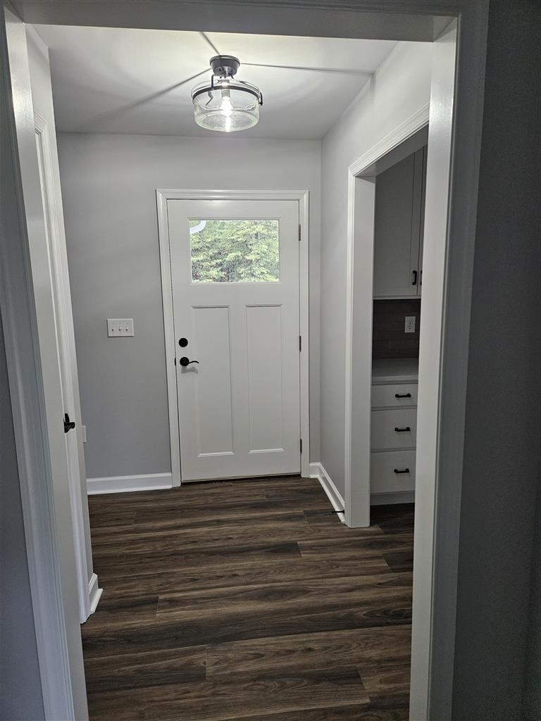 74 EVERGREEN CT, GROTTOES, Virginia 24421, 3 Bedrooms Bedrooms, ,2 BathroomsBathrooms,Residential,74 EVERGREEN CT,682765 MLS # 682765