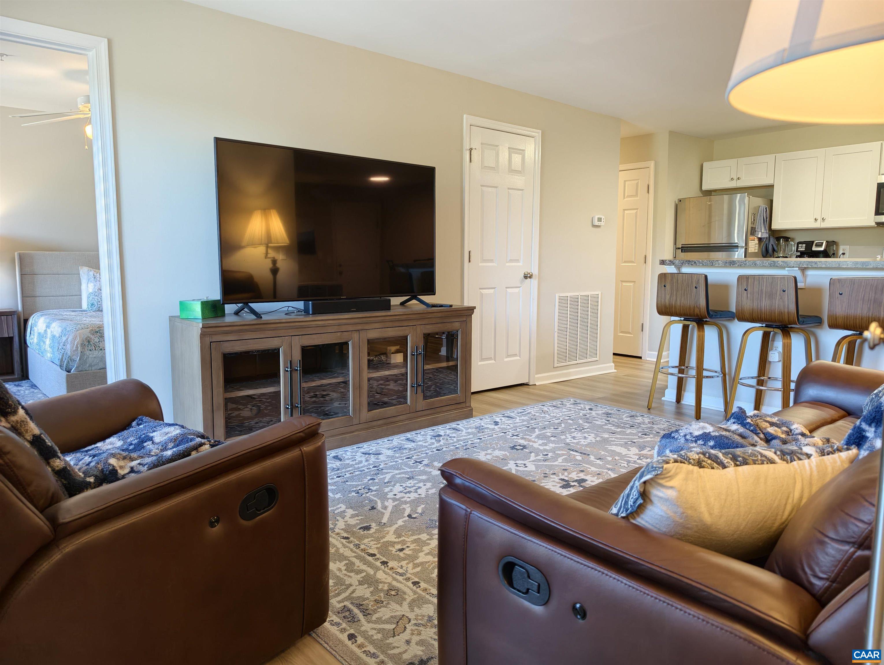 122 YELLOWSTONE DR, CHARLOTTESVILLE, Virginia 22903, 4 Bedrooms Bedrooms, ,4 BathroomsBathrooms,Residential,122 YELLOWSTONE DR,678146 MLS # 678146