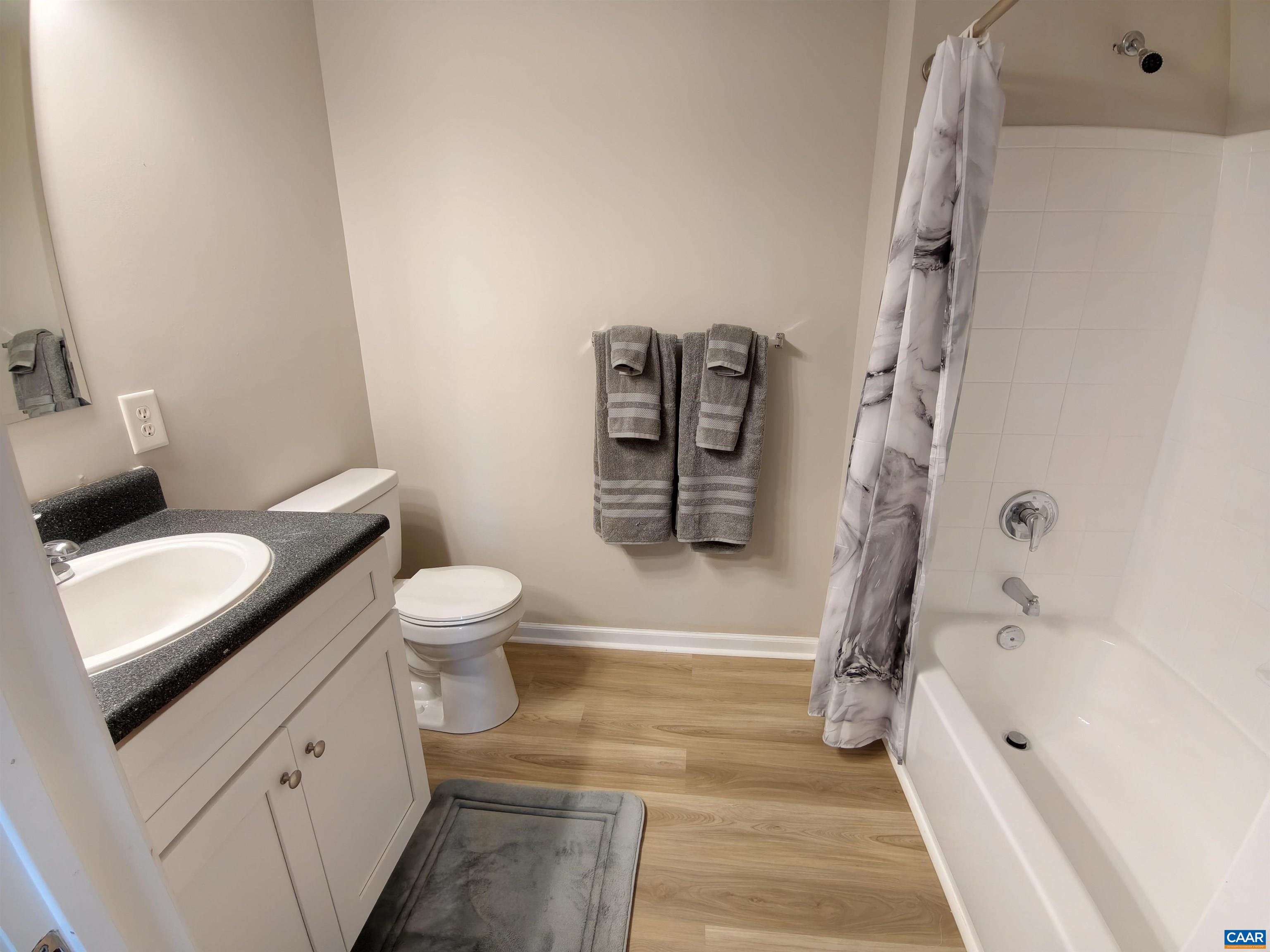 122 YELLOWSTONE DR, CHARLOTTESVILLE, Virginia 22903, 4 Bedrooms Bedrooms, ,4 BathroomsBathrooms,Residential,122 YELLOWSTONE DR,678146 MLS # 678146