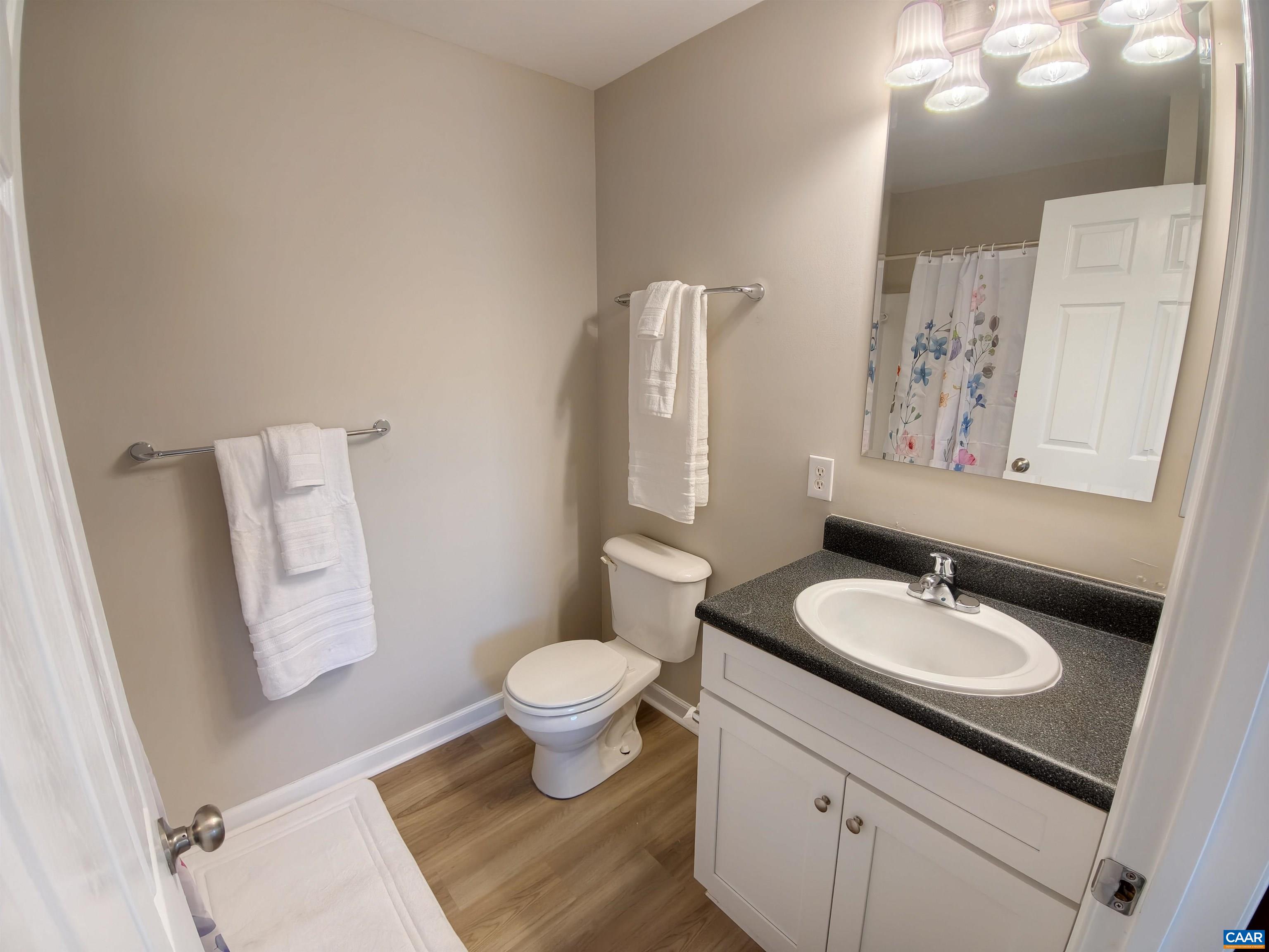 122 YELLOWSTONE DR, CHARLOTTESVILLE, Virginia 22903, 4 Bedrooms Bedrooms, ,4 BathroomsBathrooms,Residential,122 YELLOWSTONE DR,678146 MLS # 678146