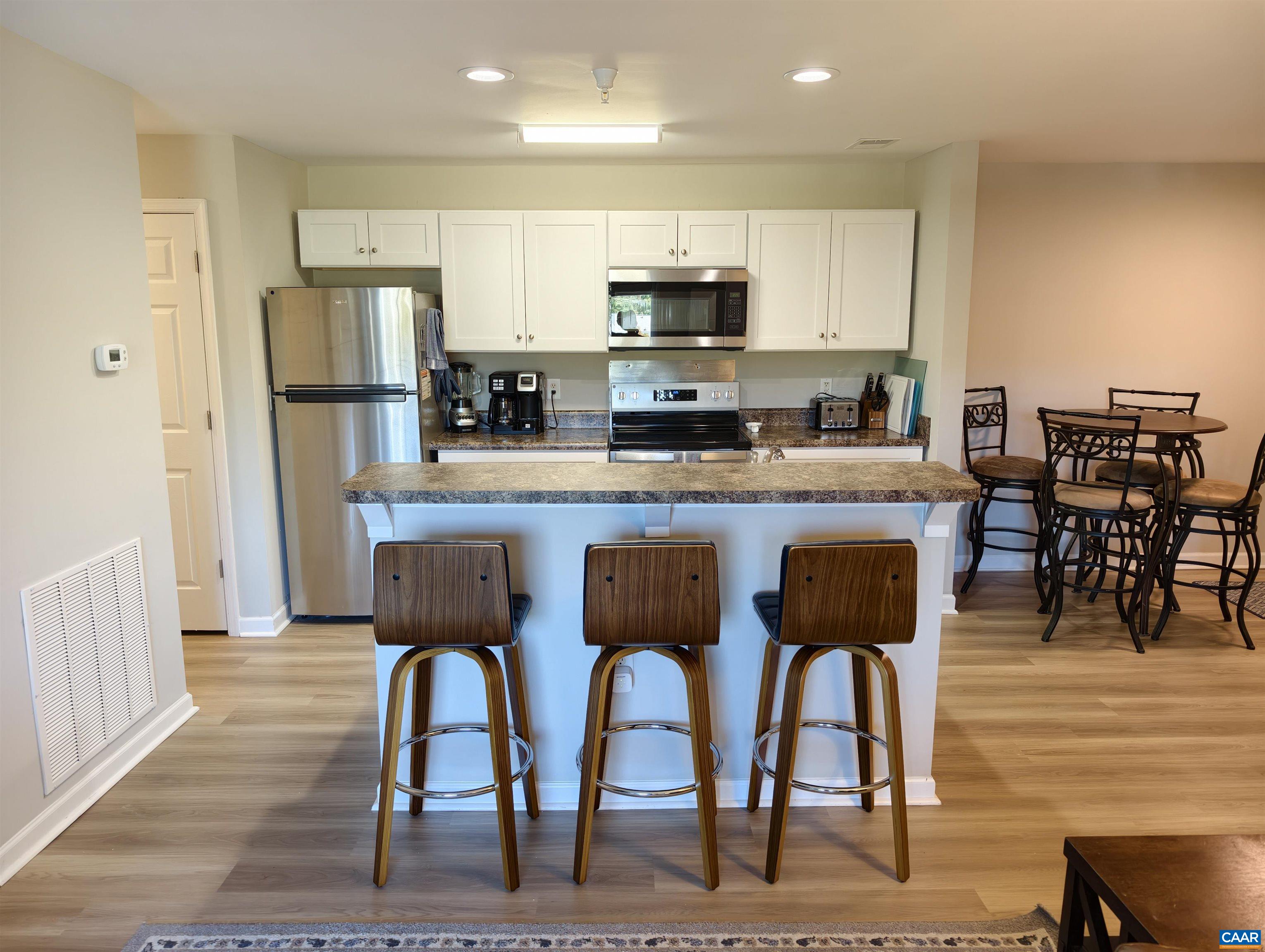 122 YELLOWSTONE DR, CHARLOTTESVILLE, Virginia 22903, 4 Bedrooms Bedrooms, ,4 BathroomsBathrooms,Residential,122 YELLOWSTONE DR,678146 MLS # 678146