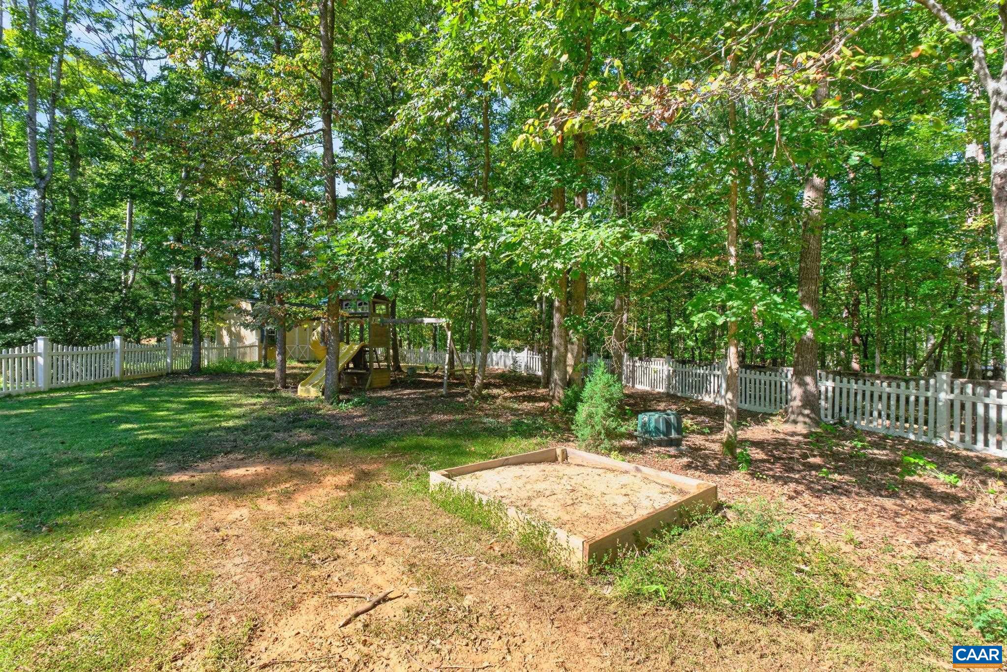 1055 DEER RUN DR, EARLYSVILLE, Virginia 22936, 3 Bedrooms Bedrooms, ,3 BathroomsBathrooms,Residential,1055 DEER RUN DR,682768 MLS # 682768