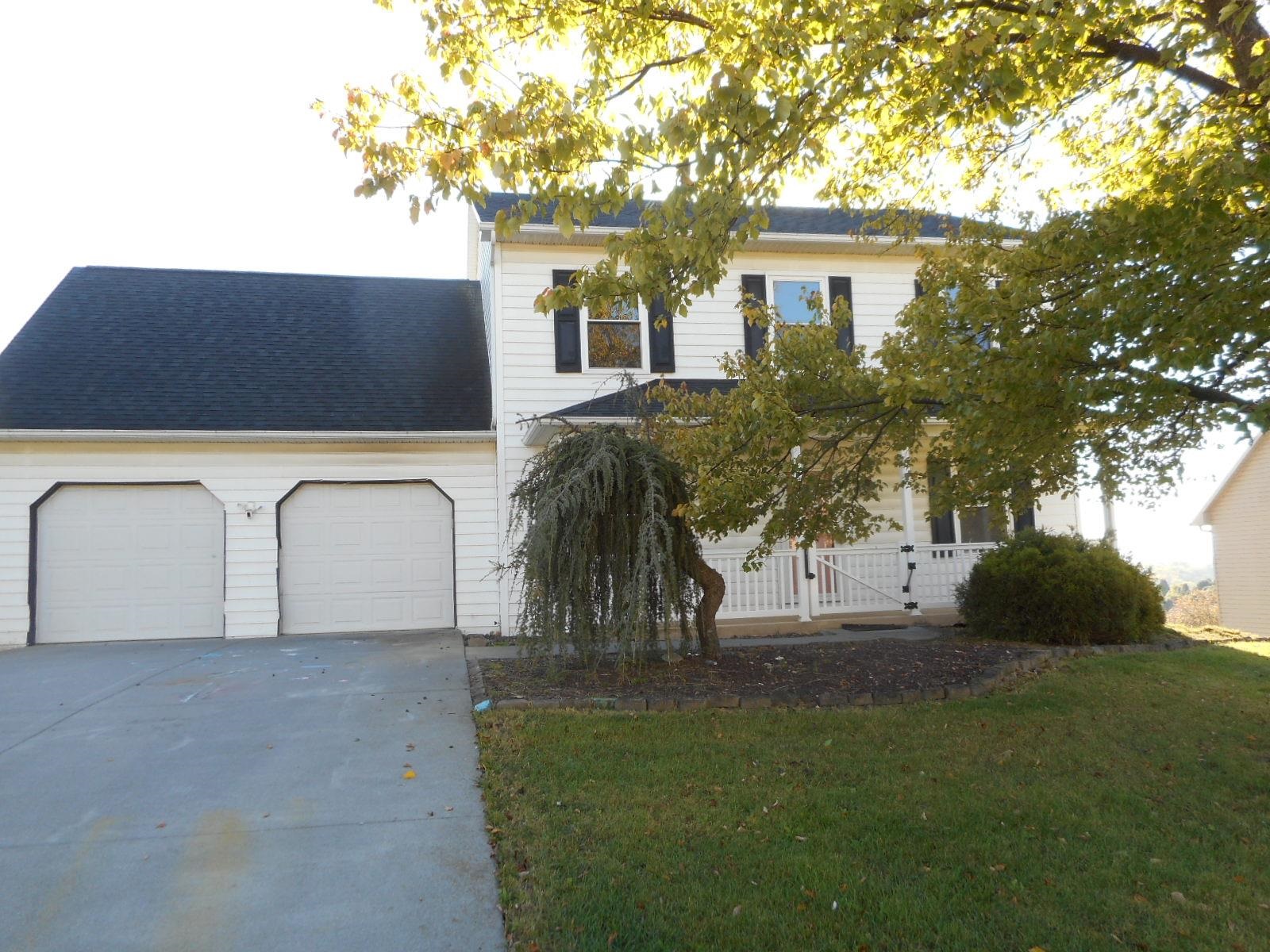 206 BRIDGEPORT DR, BRIDGEWATER, Virginia 22812, 4 Bedrooms Bedrooms, ,3 BathroomsBathrooms,Residential,VRM #229632,206 BRIDGEPORT DR,682769 MLS # 682769