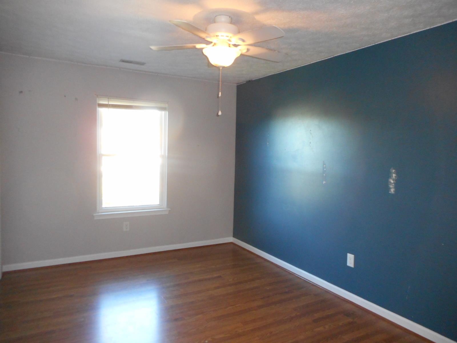 206 BRIDGEPORT DR, BRIDGEWATER, Virginia 22812, 4 Bedrooms Bedrooms, ,3 BathroomsBathrooms,Residential,VRM #229632,206 BRIDGEPORT DR,682769 MLS # 682769